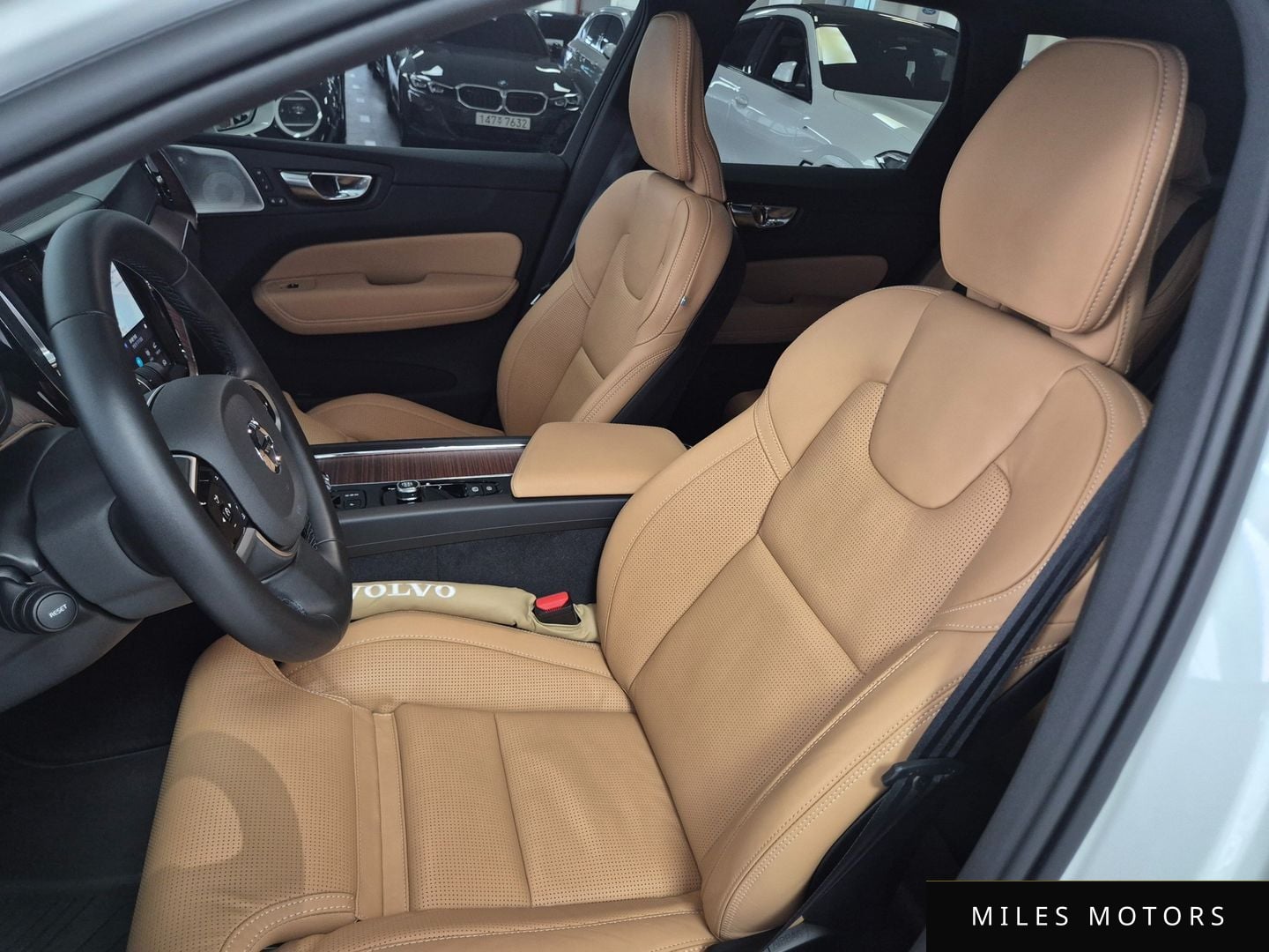 Volvo XC60 2025 — миниатюра 10