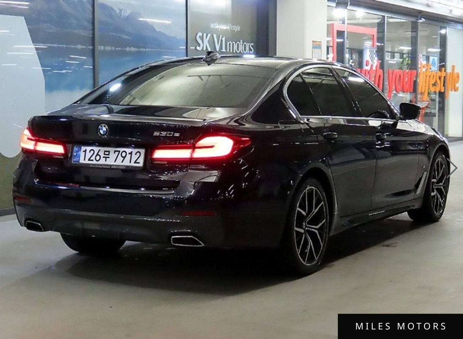 BMW 5 Series (G30) 2021 — миниатюра 4