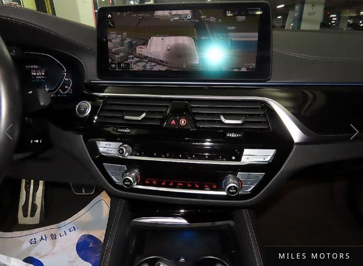 BMW 5 Series (G30) 2021 — миниатюра 11