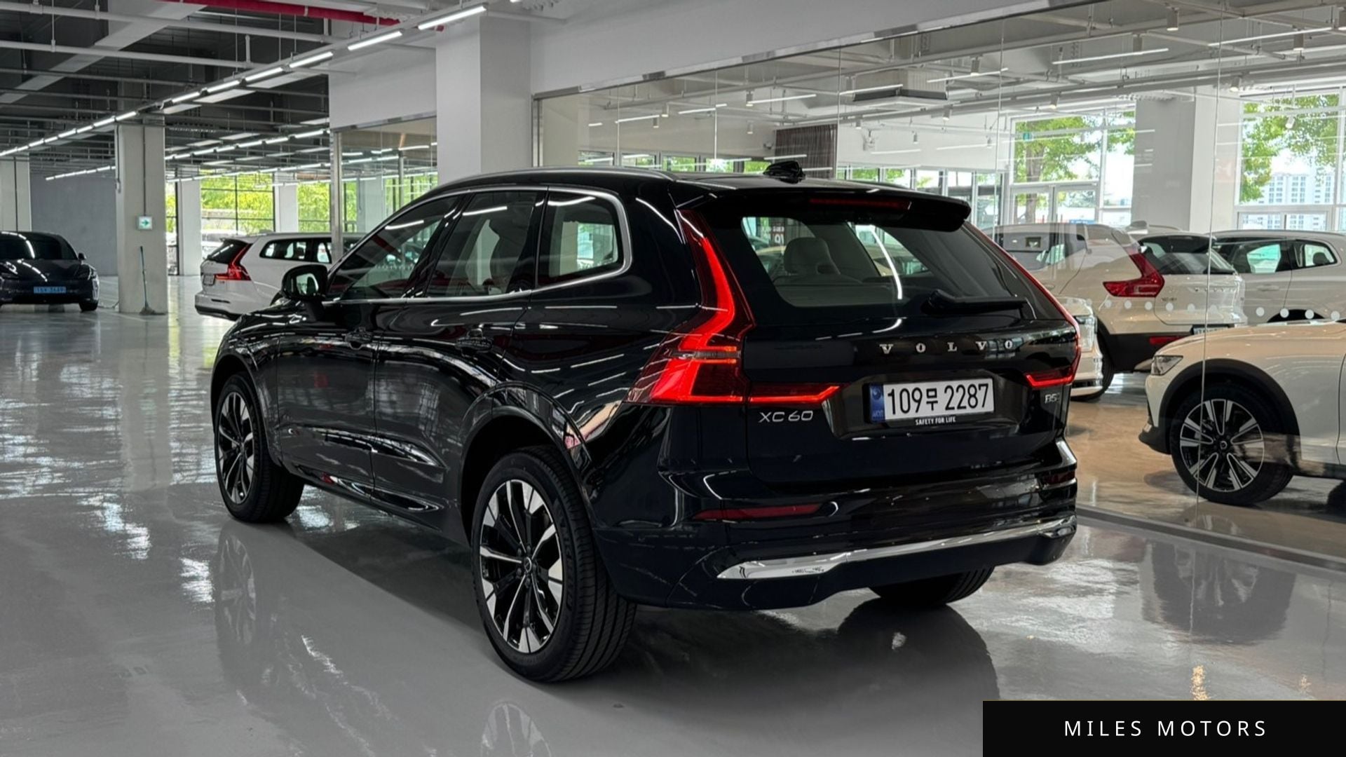 Volvo XC60 2026 — миниатюра 2