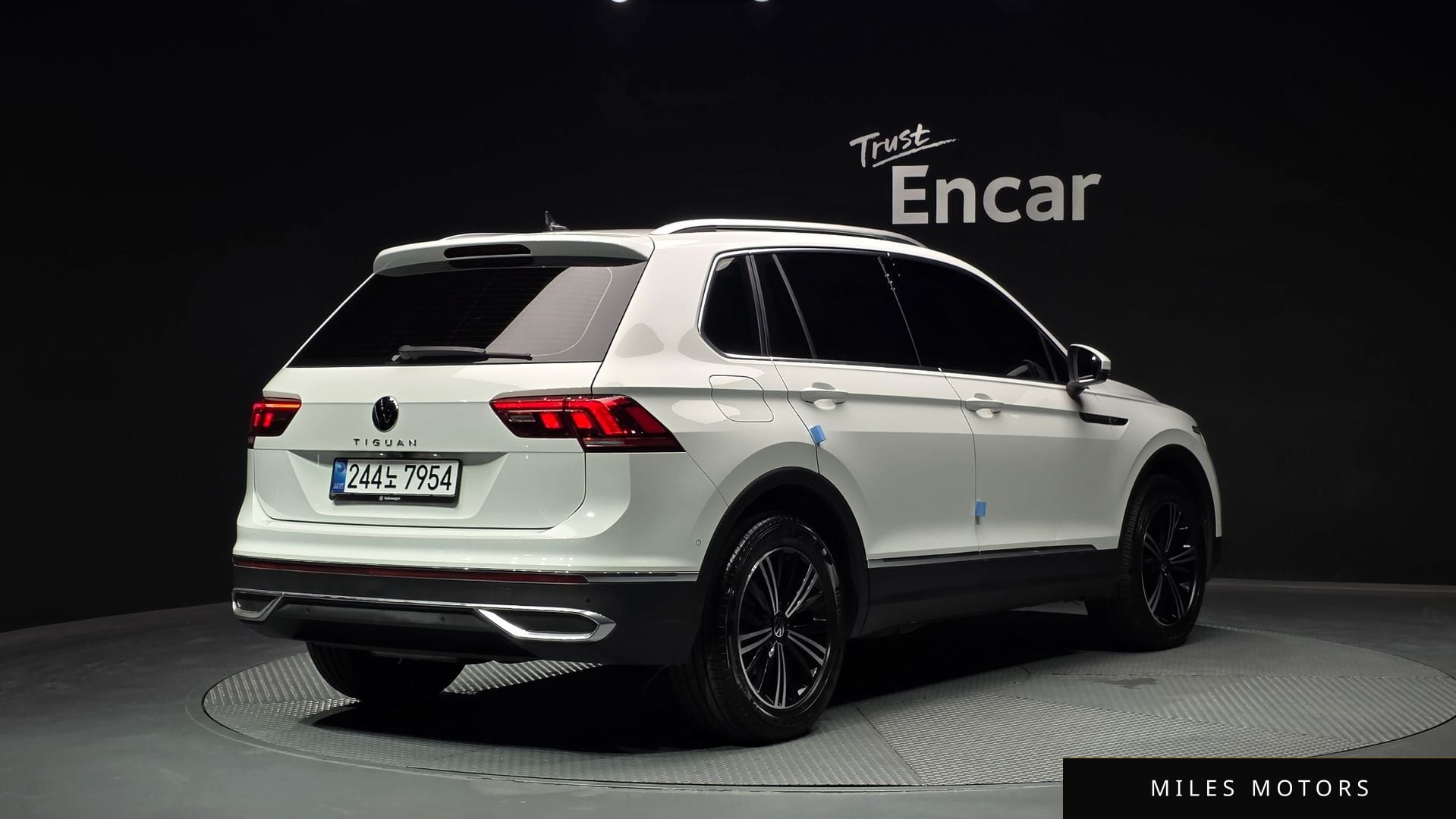 Volkswagen Tiguan 2023 — миниатюра 2