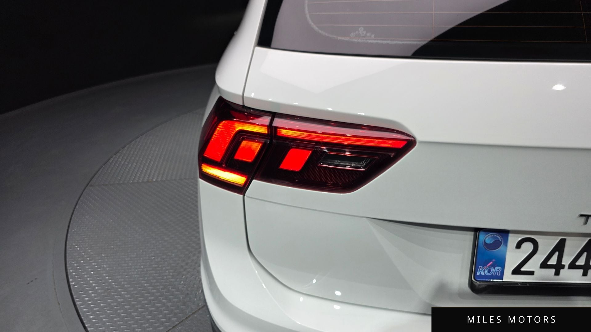 Volkswagen Tiguan 2023 — миниатюра 9