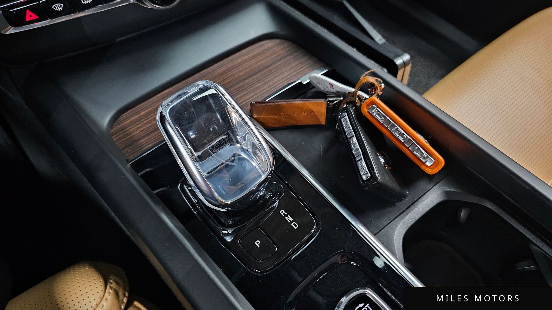 Volvo XC60 2022 — миниатюра 12