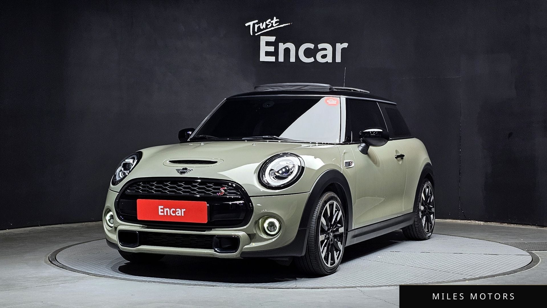 MINI Cooper S 2020 — фото 1 из 12