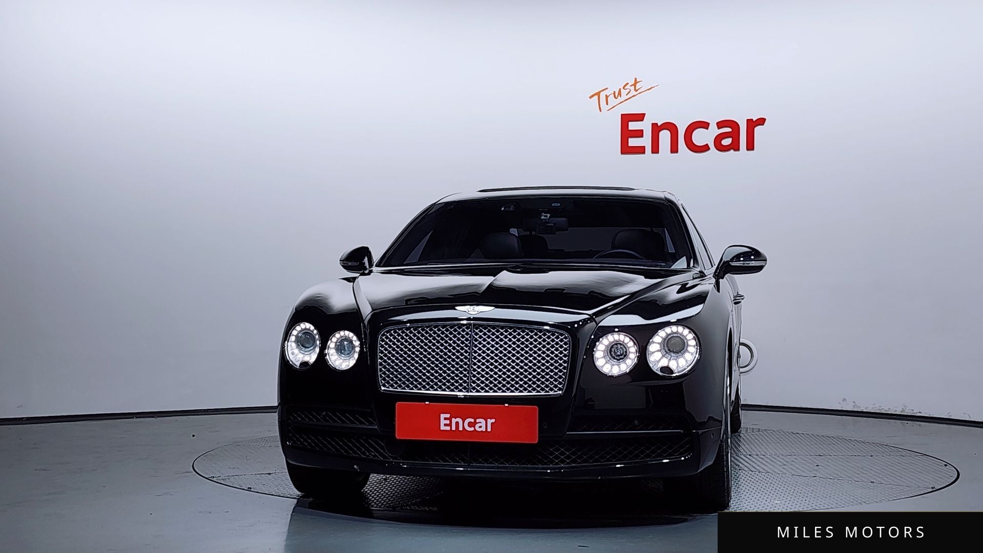 Bentley Flying Spur 2015 — миниатюра 3
