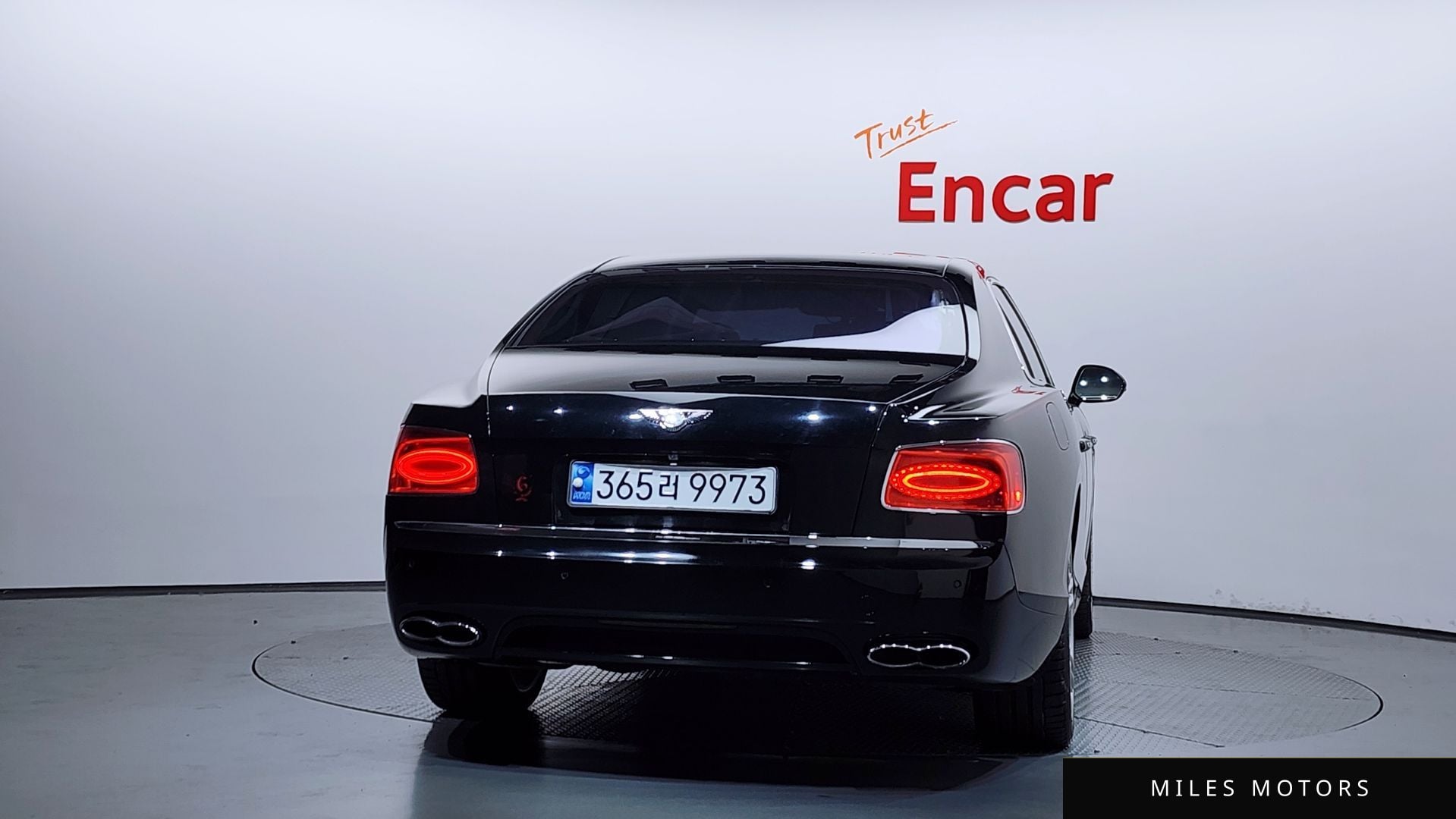 Bentley Flying Spur 2015 — миниатюра 4