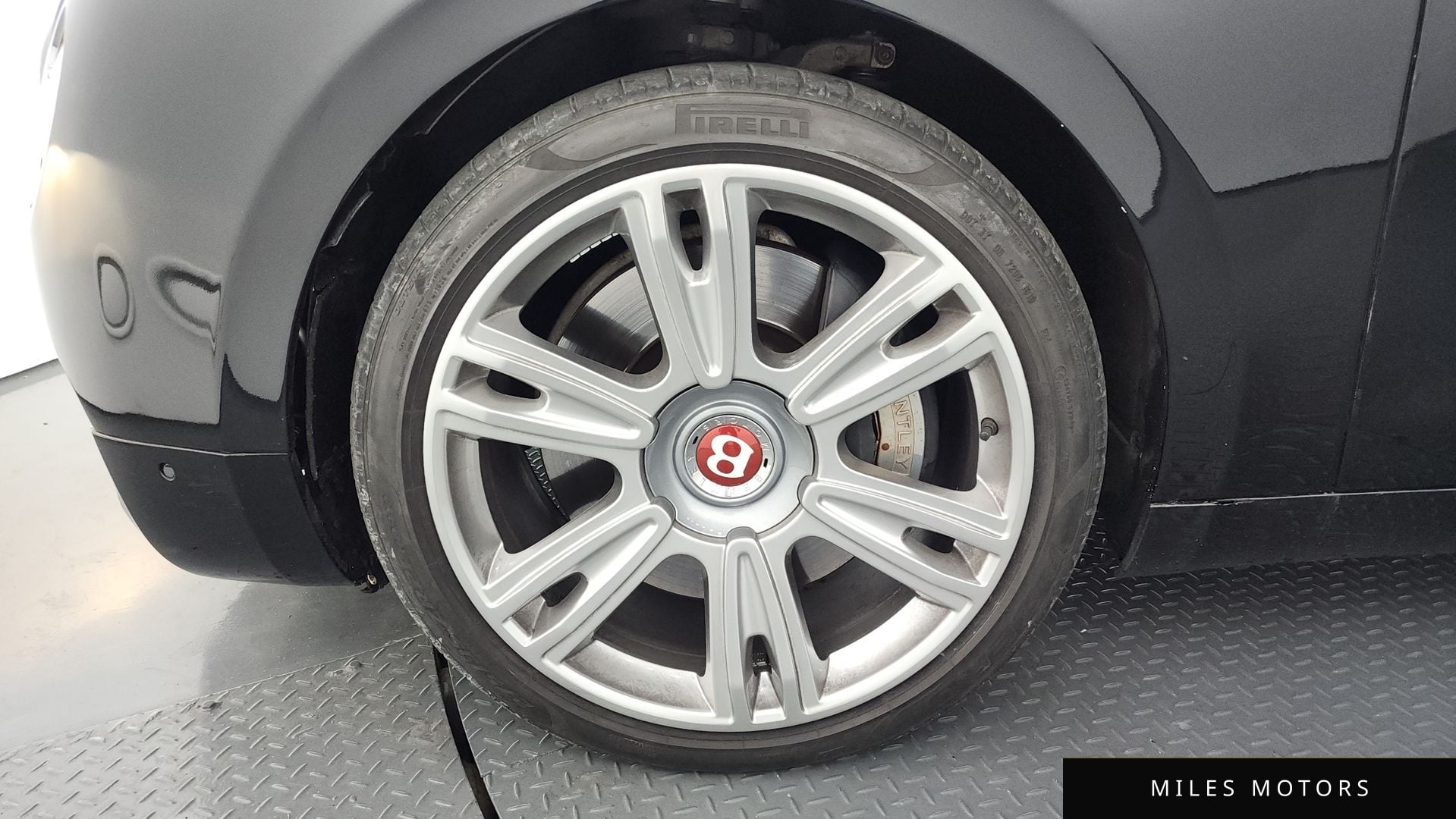 Bentley Flying Spur 2015 — миниатюра 5