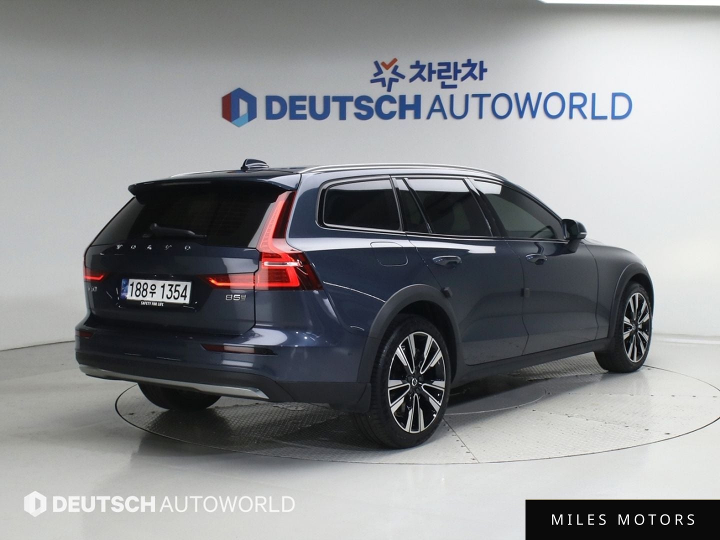 Volvo V60 2025 — миниатюра 2