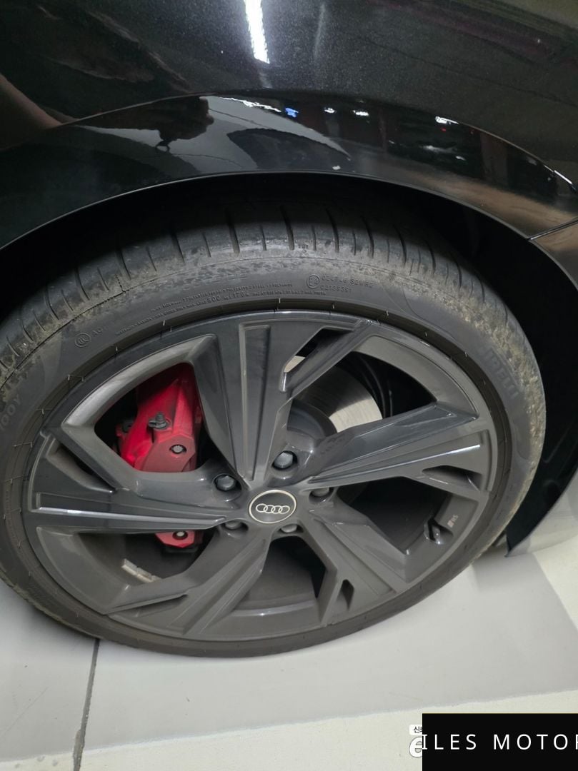 Audi A6 e-Tron 2025 — миниатюра 11