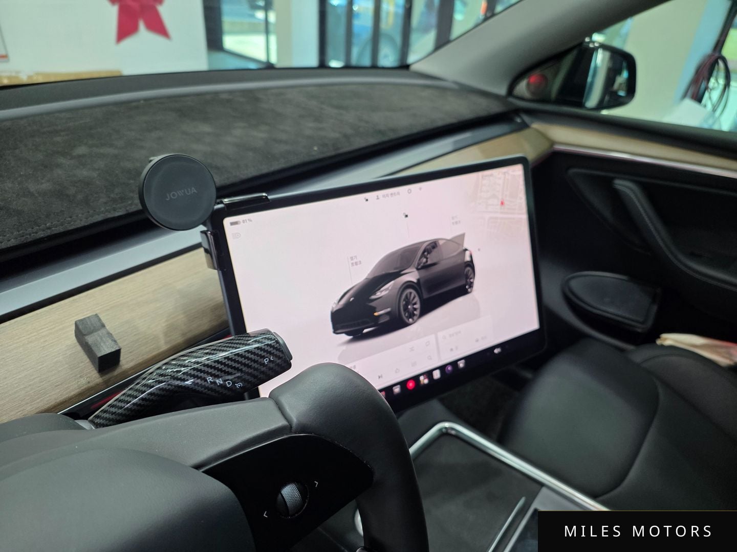 Tesla Model Y 2024 — миниатюра 7