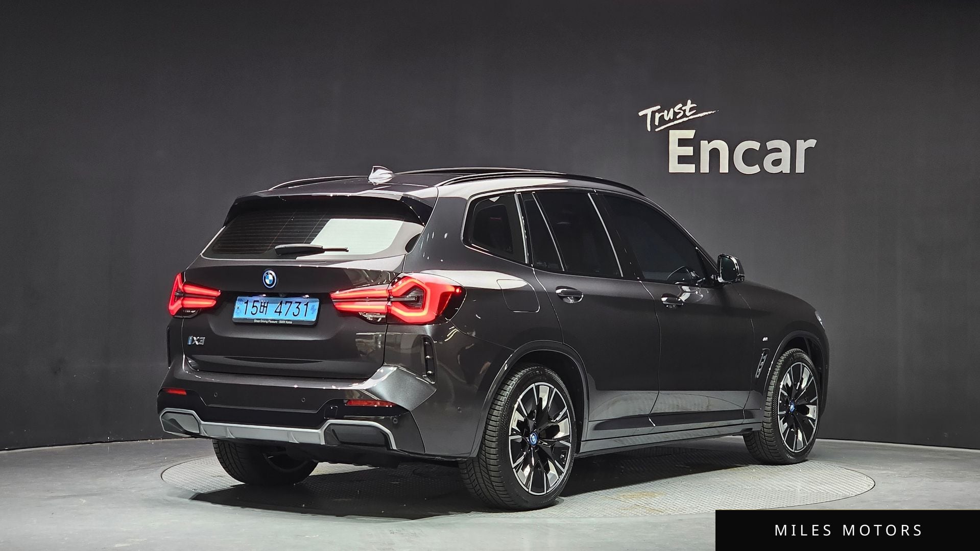 BMW iX3 2023 — миниатюра 2
