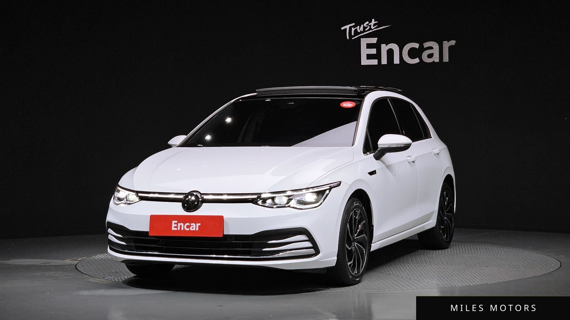 Volkswagen Golf 2023 — фото 1 из 12