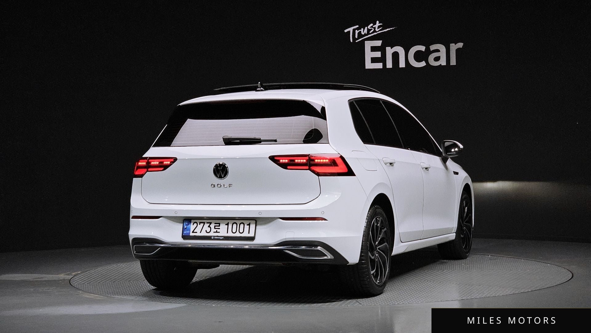 Volkswagen Golf 2023 — миниатюра 2