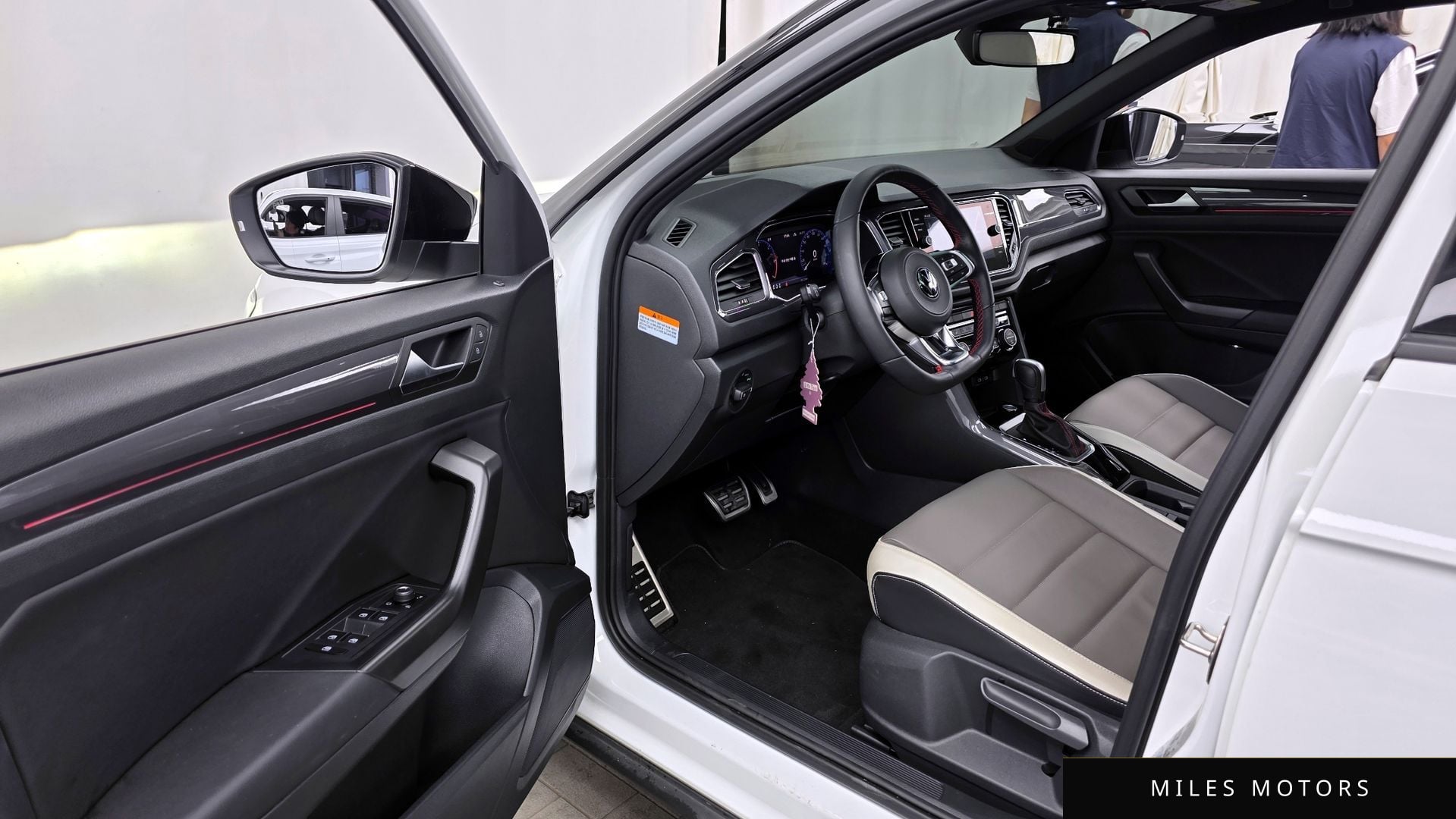 Volkswagen T-Roc 2022 — миниатюра 10