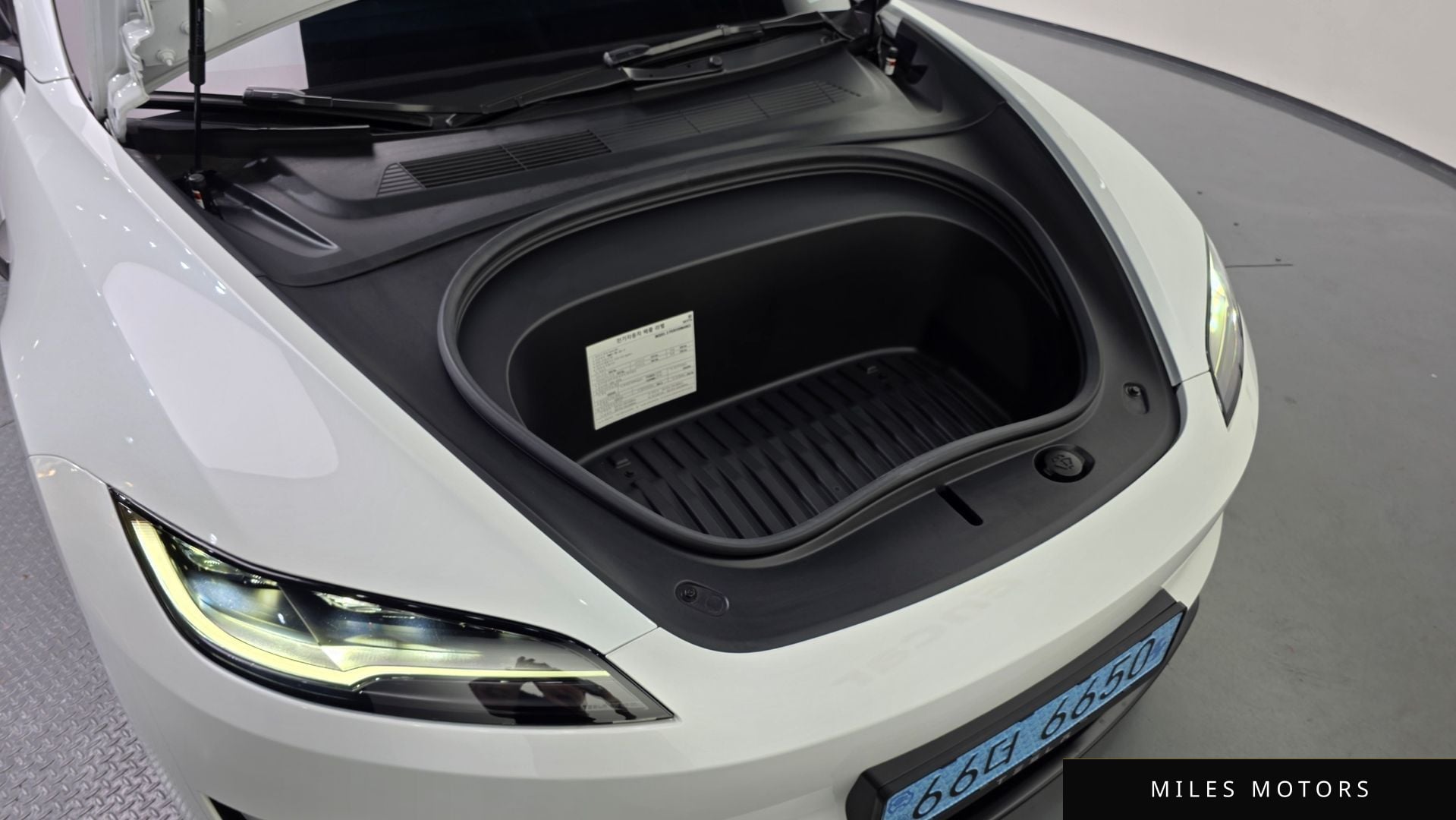 Tesla Model 3 2025 — миниатюра 6