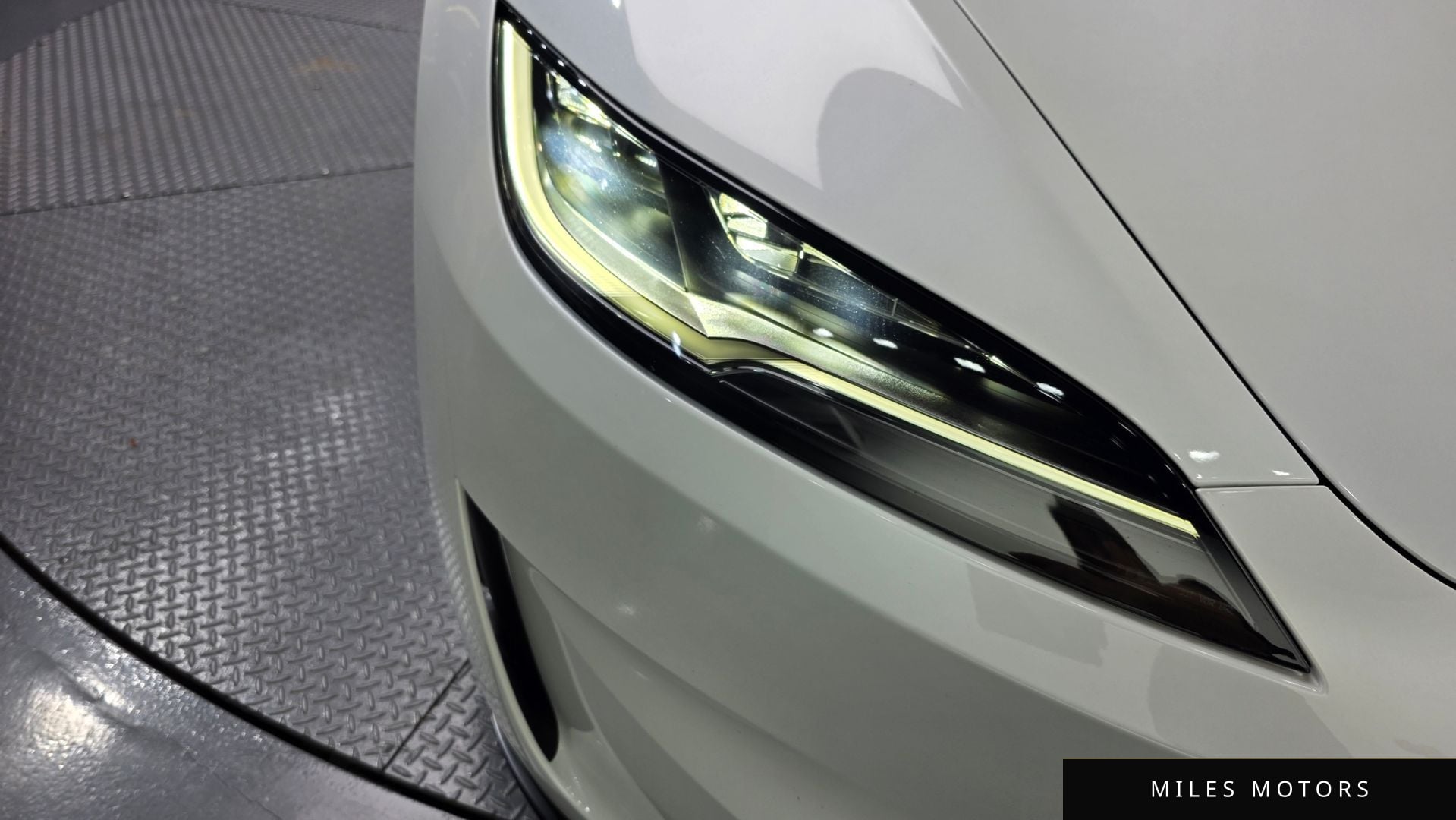 Tesla Model 3 2025 — миниатюра 8
