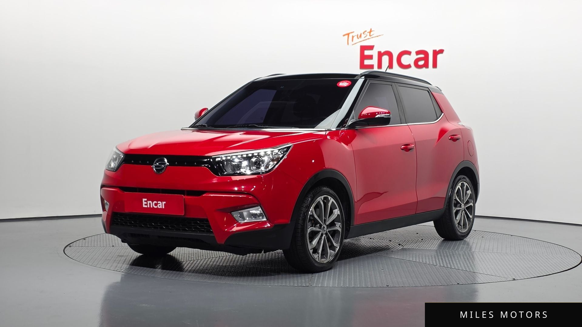 KG Mobility Tivoli 2017 — фото 1 из 12