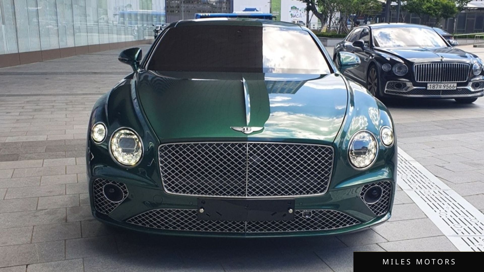 Bentley Continental GT 2022 — миниатюра 4