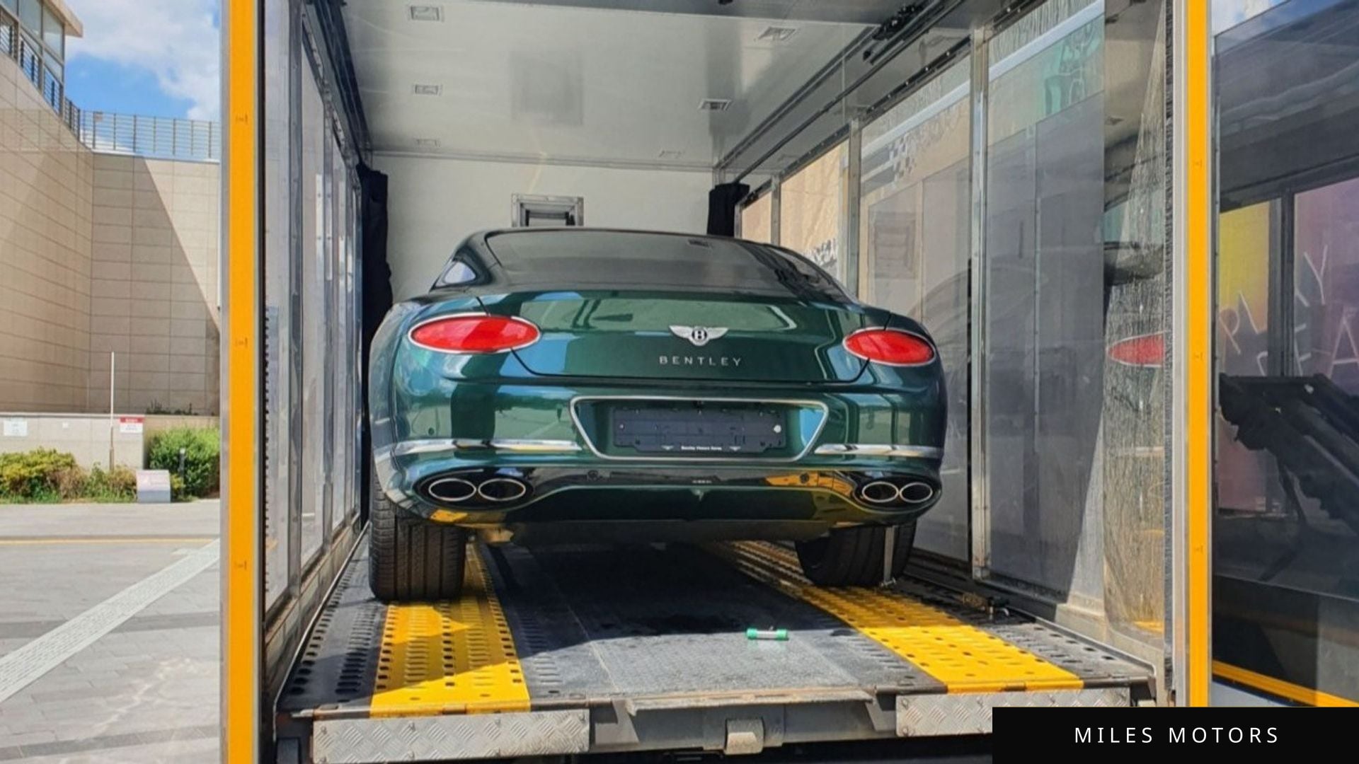 Bentley Continental GT 2022 — миниатюра 5