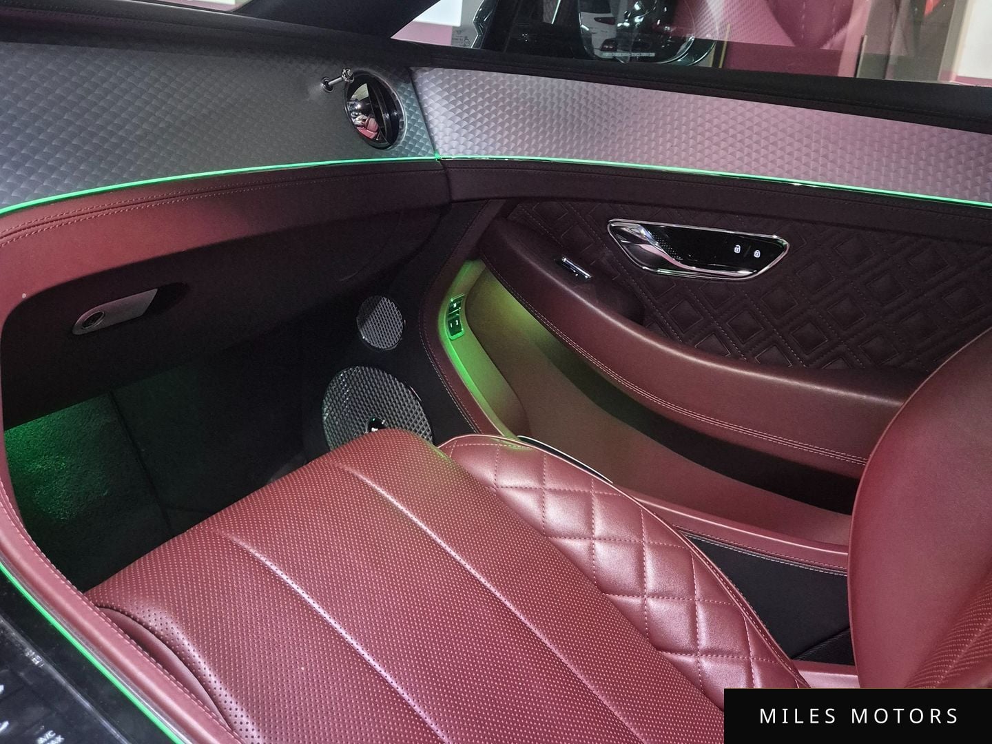 Bentley Continental GT 2022 — миниатюра 10