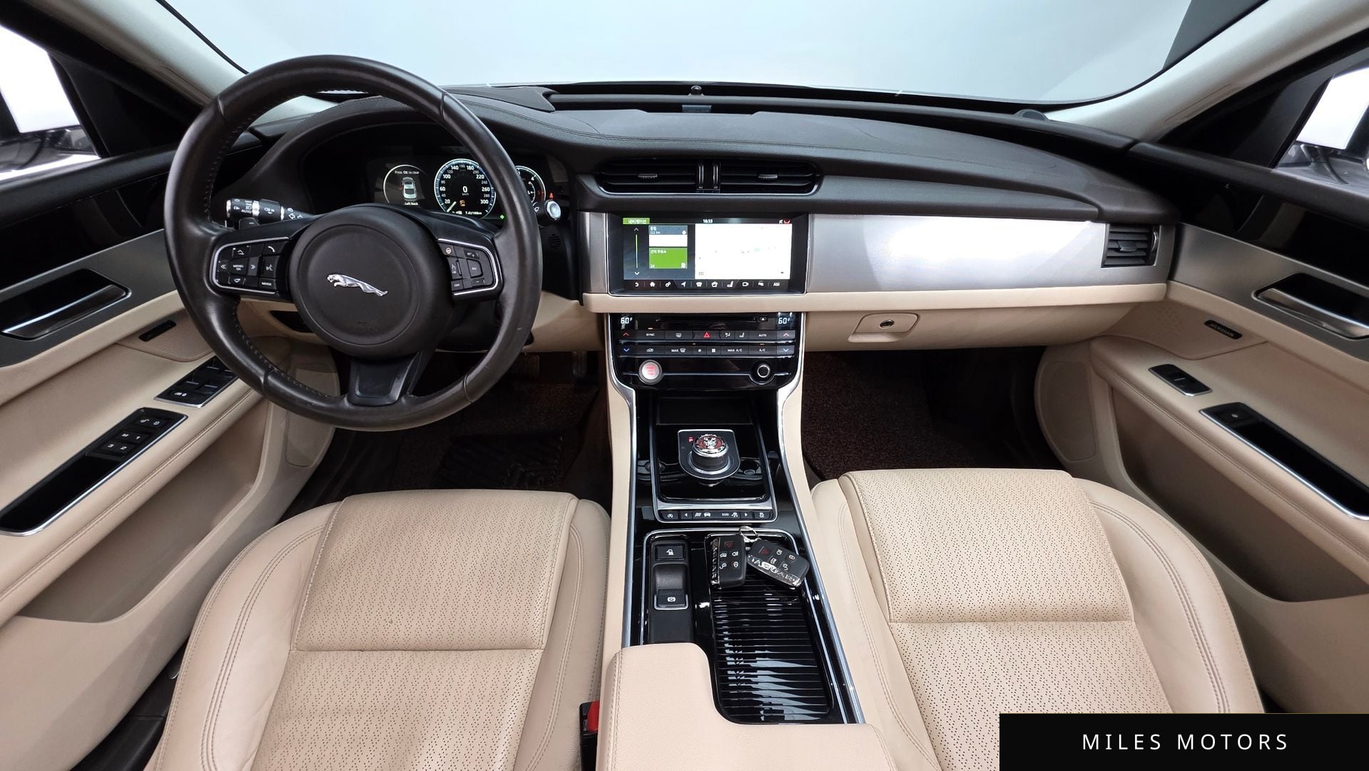 Jaguar XF (X260) 2017 — миниатюра 7