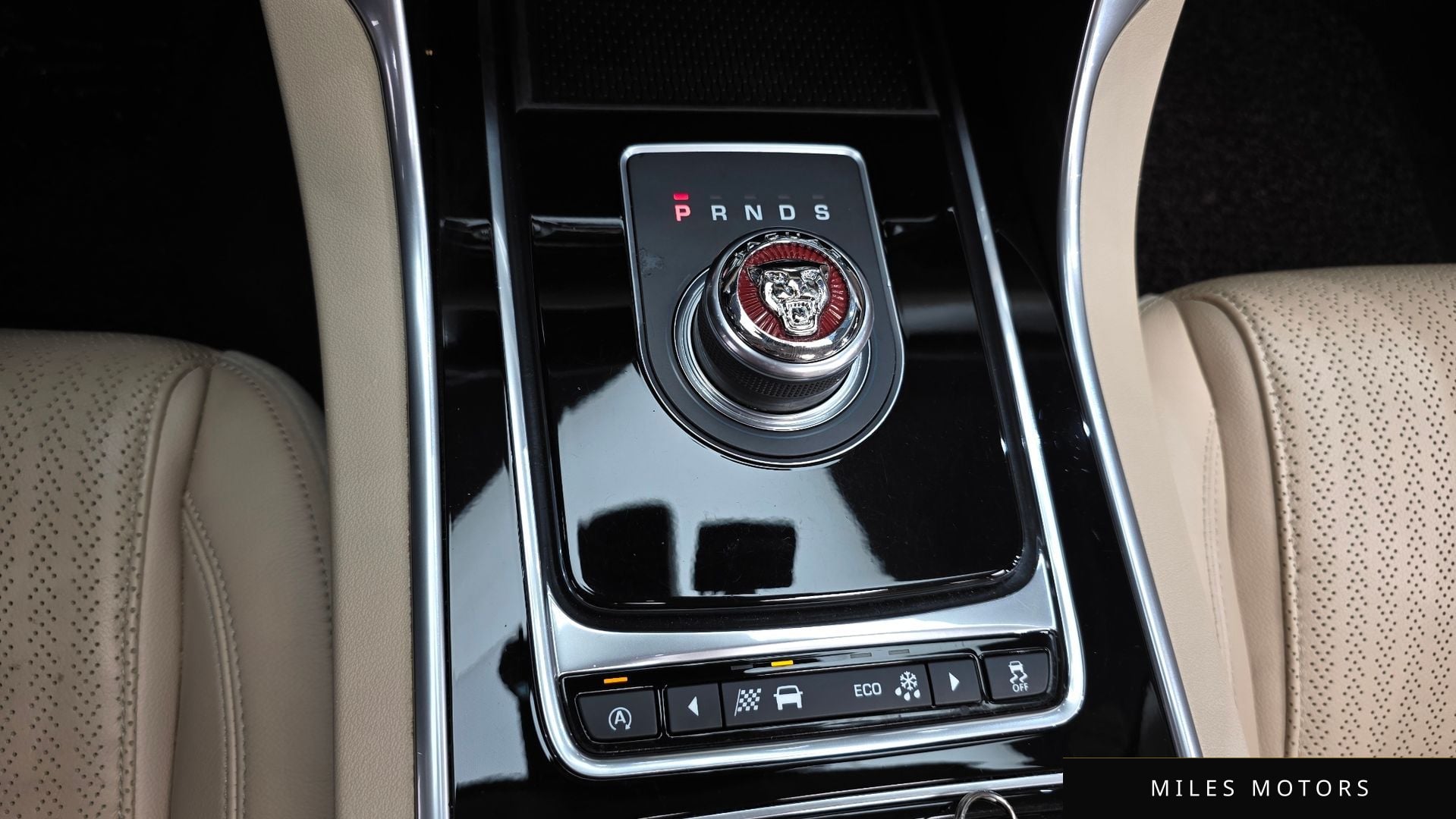 Jaguar XF (X260) 2017 — миниатюра 9