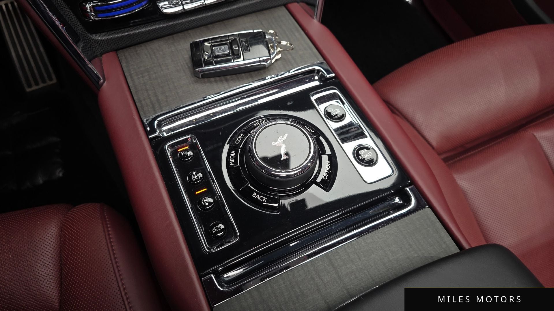 Rolls-Royce Cullinan 2020 — миниатюра 12