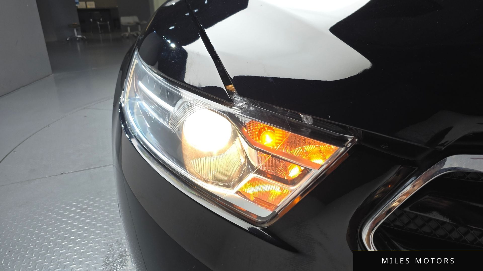 Ford Taurus 2016 — миниатюра 7