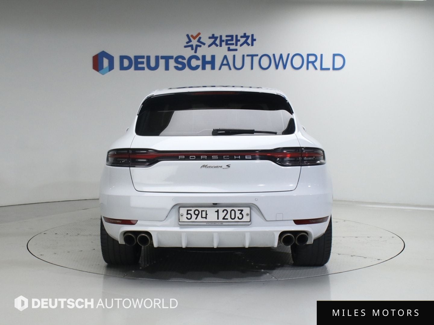 Porsche Macan 2017 — миниатюра 4