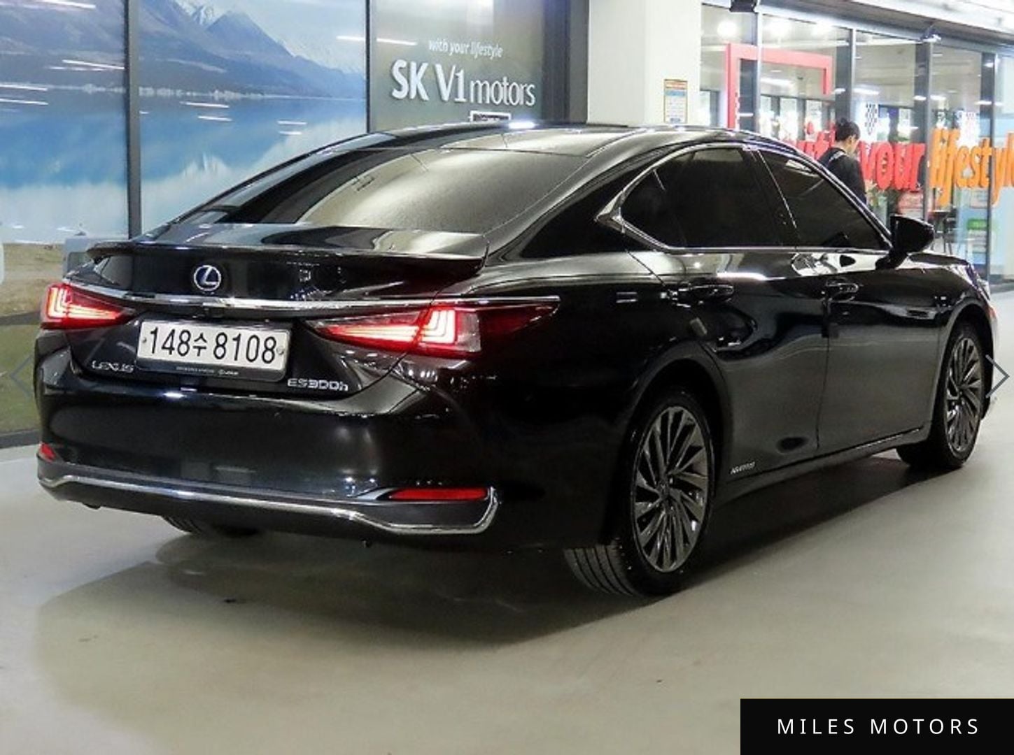Лексус ES300h 2019 — миниатюра 4