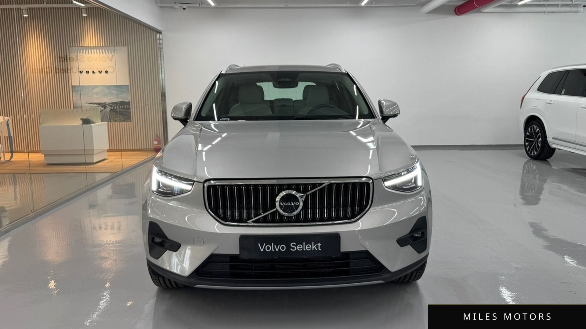 Volvo XC40 2025 — миниатюра 3