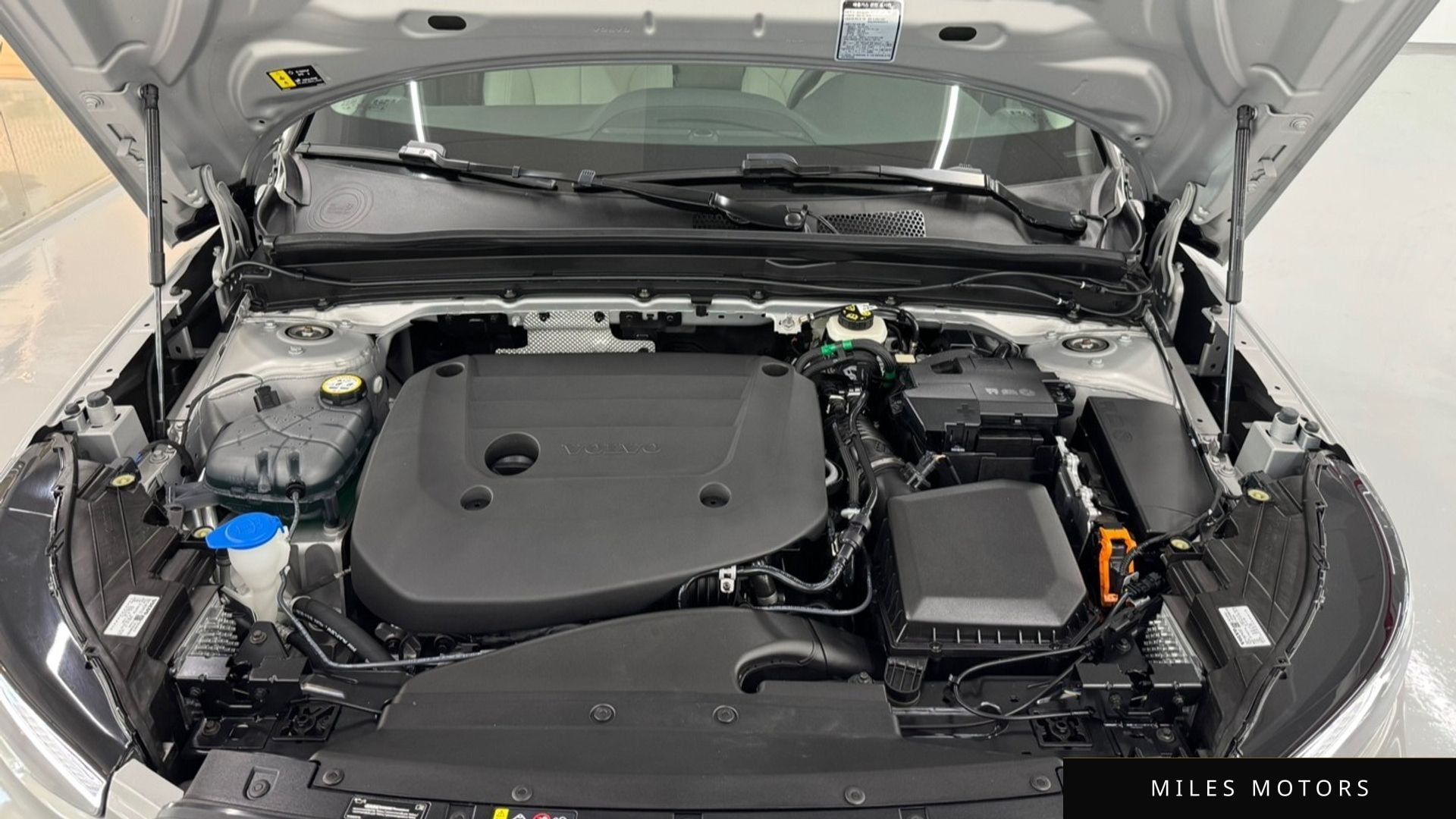 Volvo XC40 2025 — миниатюра 6