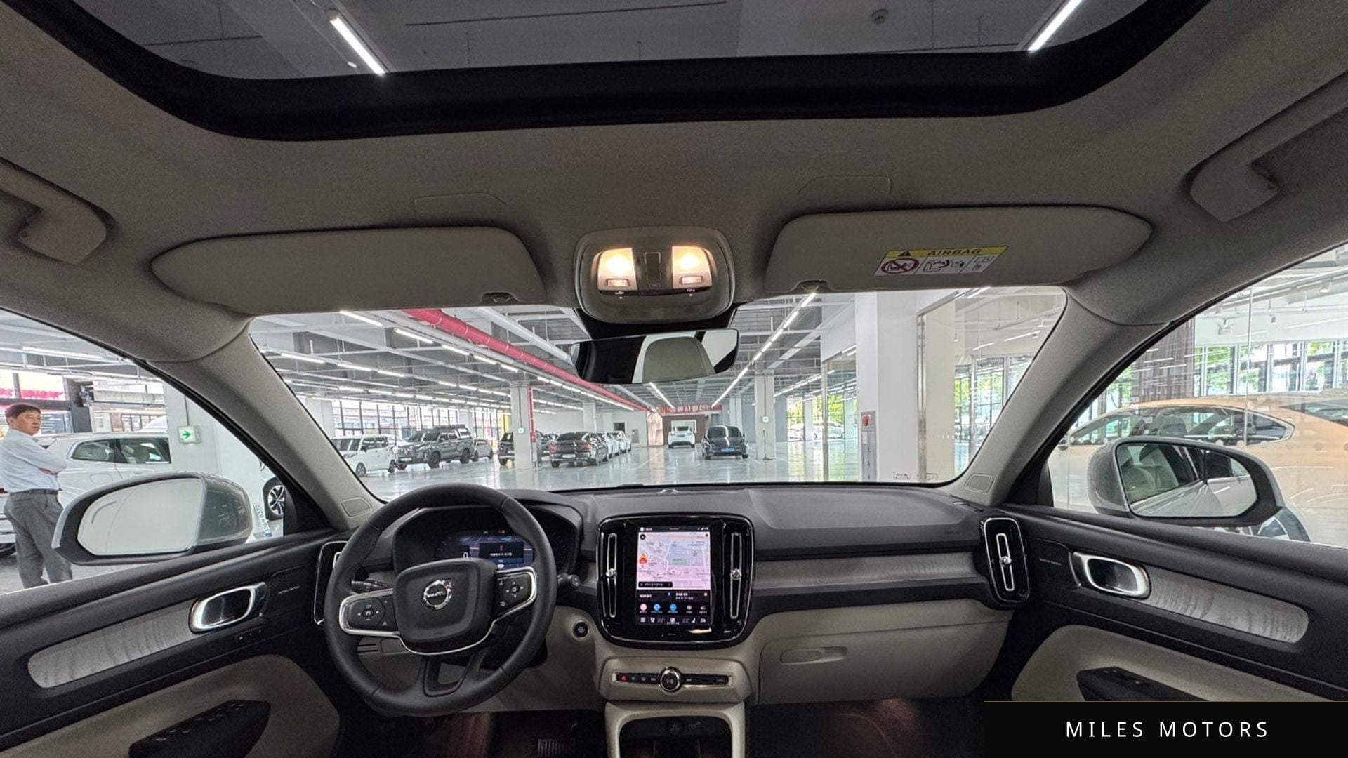 Volvo XC40 2025 — миниатюра 7