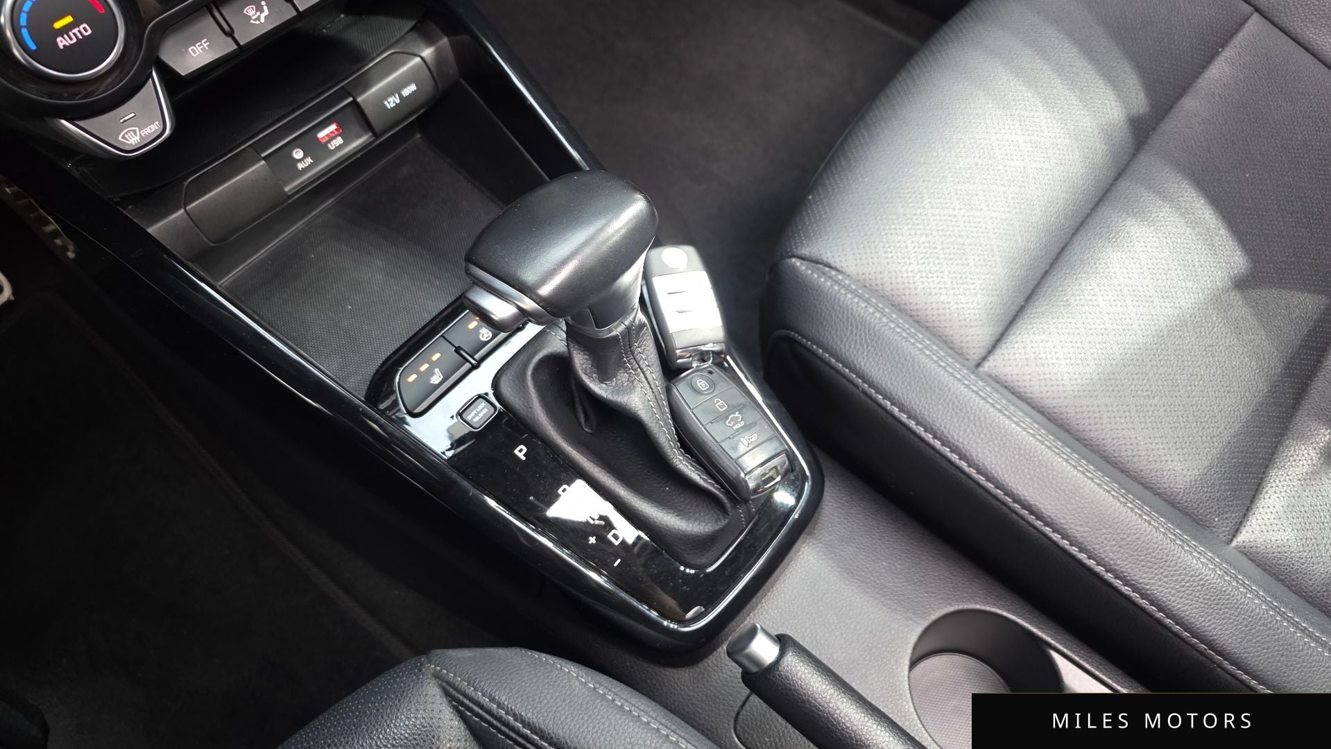 Kia Stonic 2018 — миниатюра 12