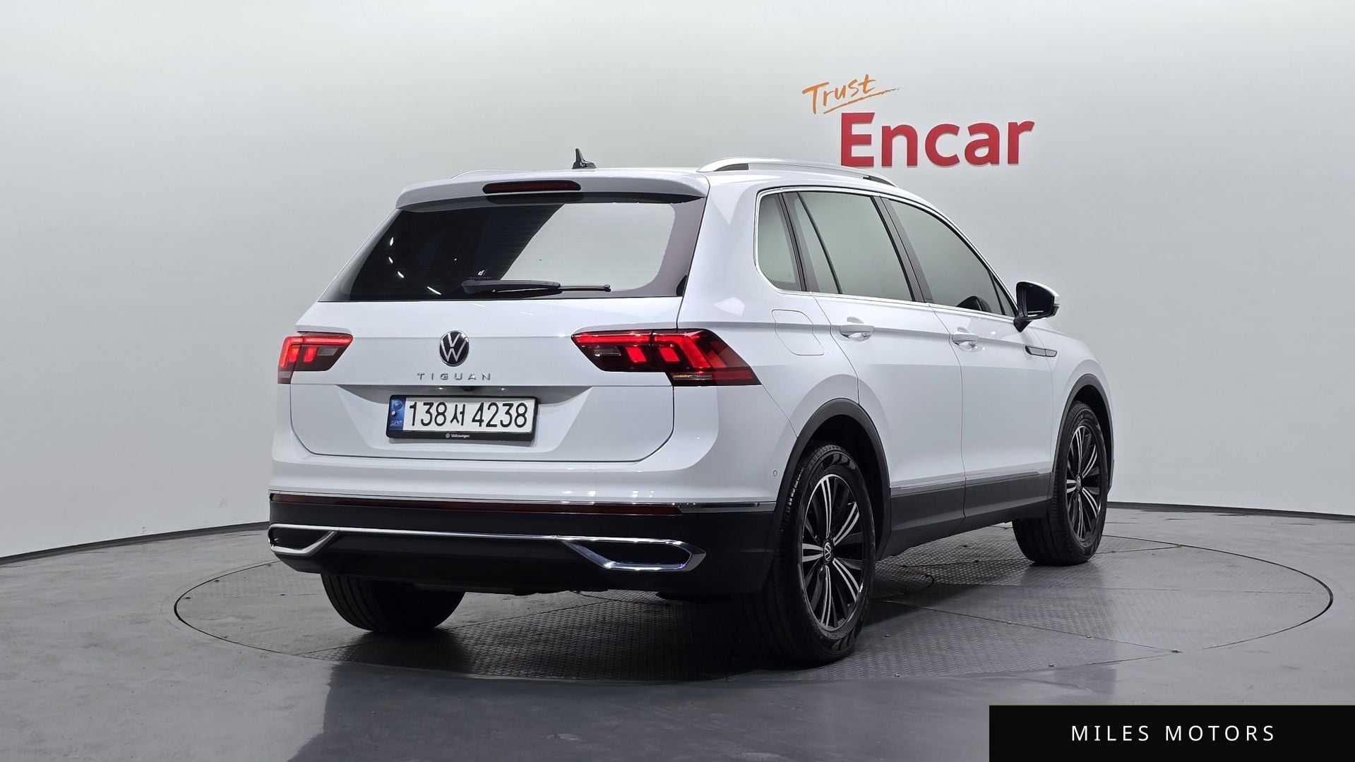 Volkswagen Tiguan 2021 — миниатюра 2