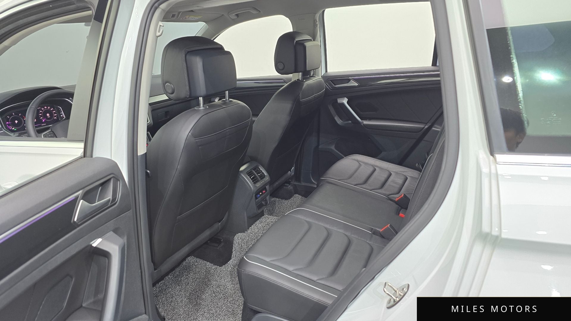 Volkswagen Tiguan 2021 — миниатюра 11