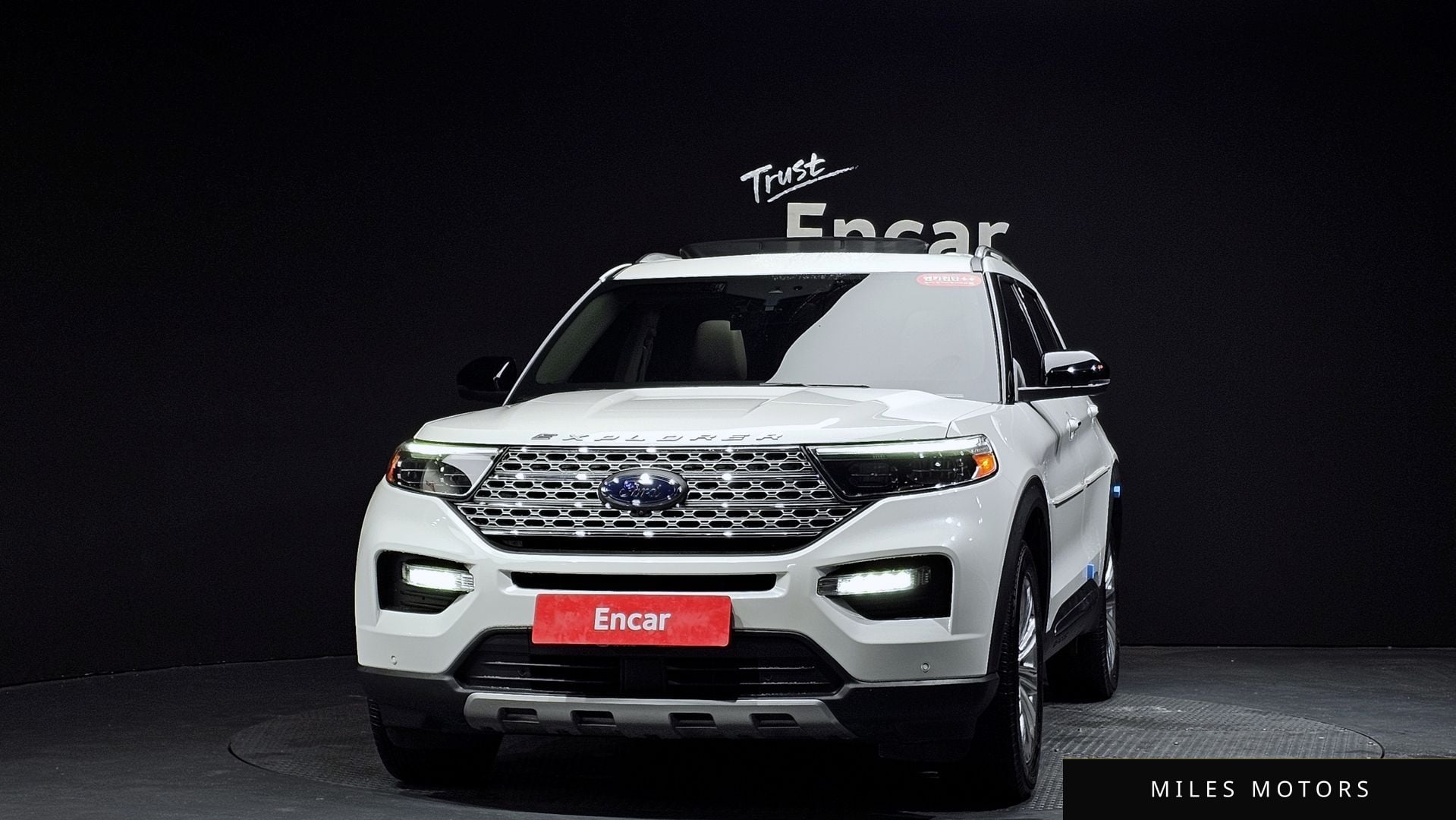 Ford Explorer 2022 — миниатюра 2