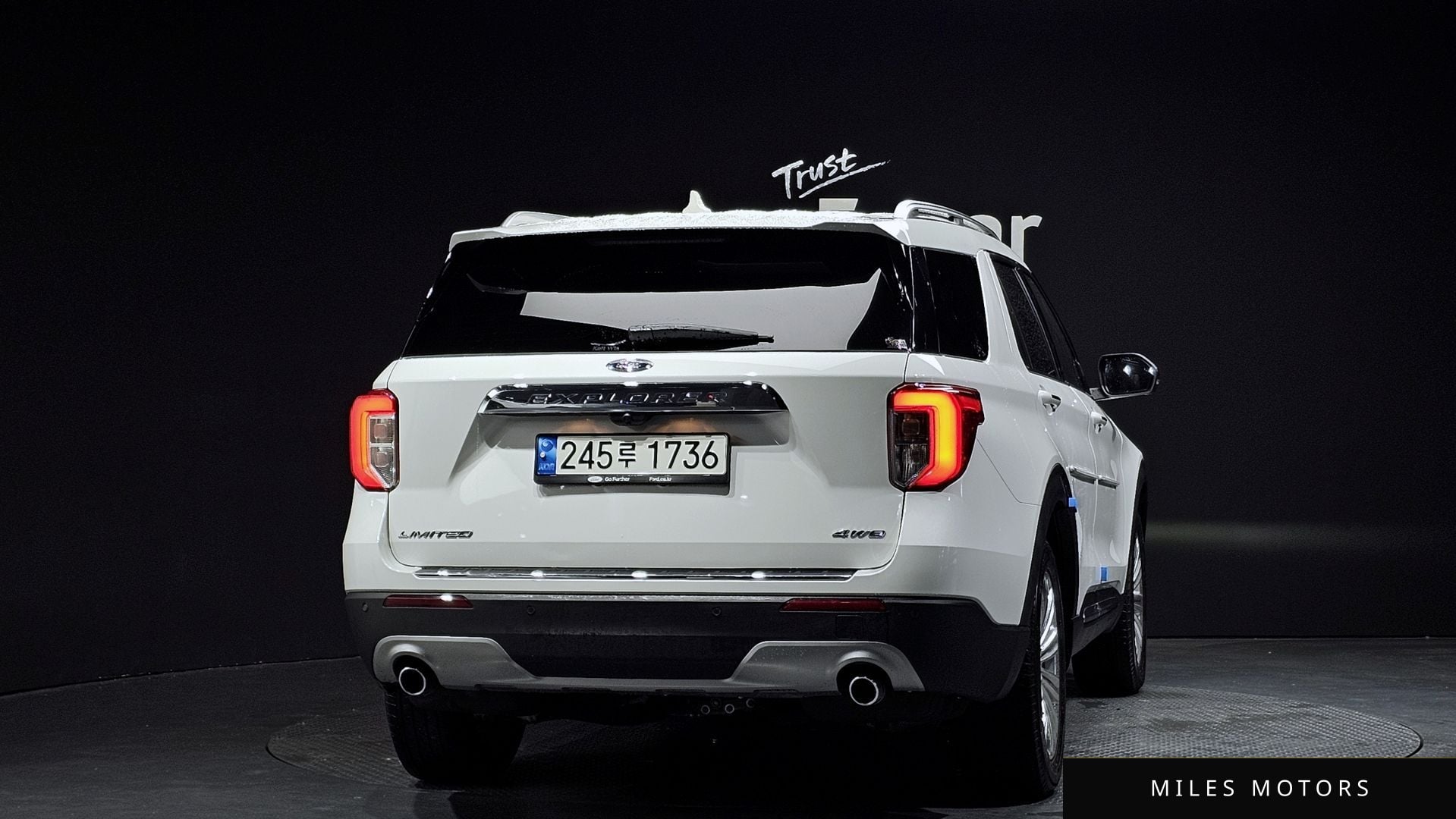 Ford Explorer 2022 — миниатюра 3