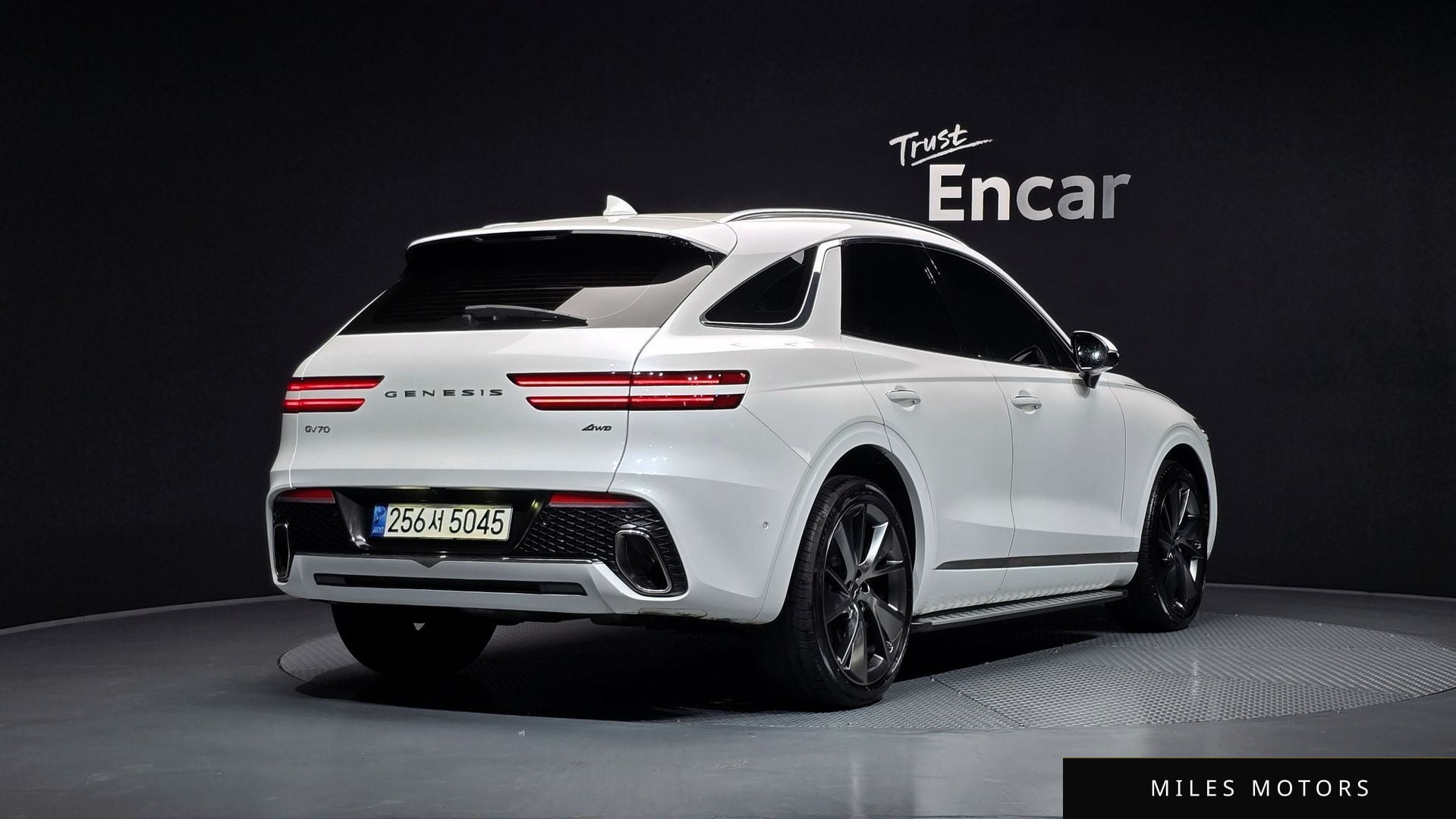 Genesis GV70 2021 — миниатюра 2
