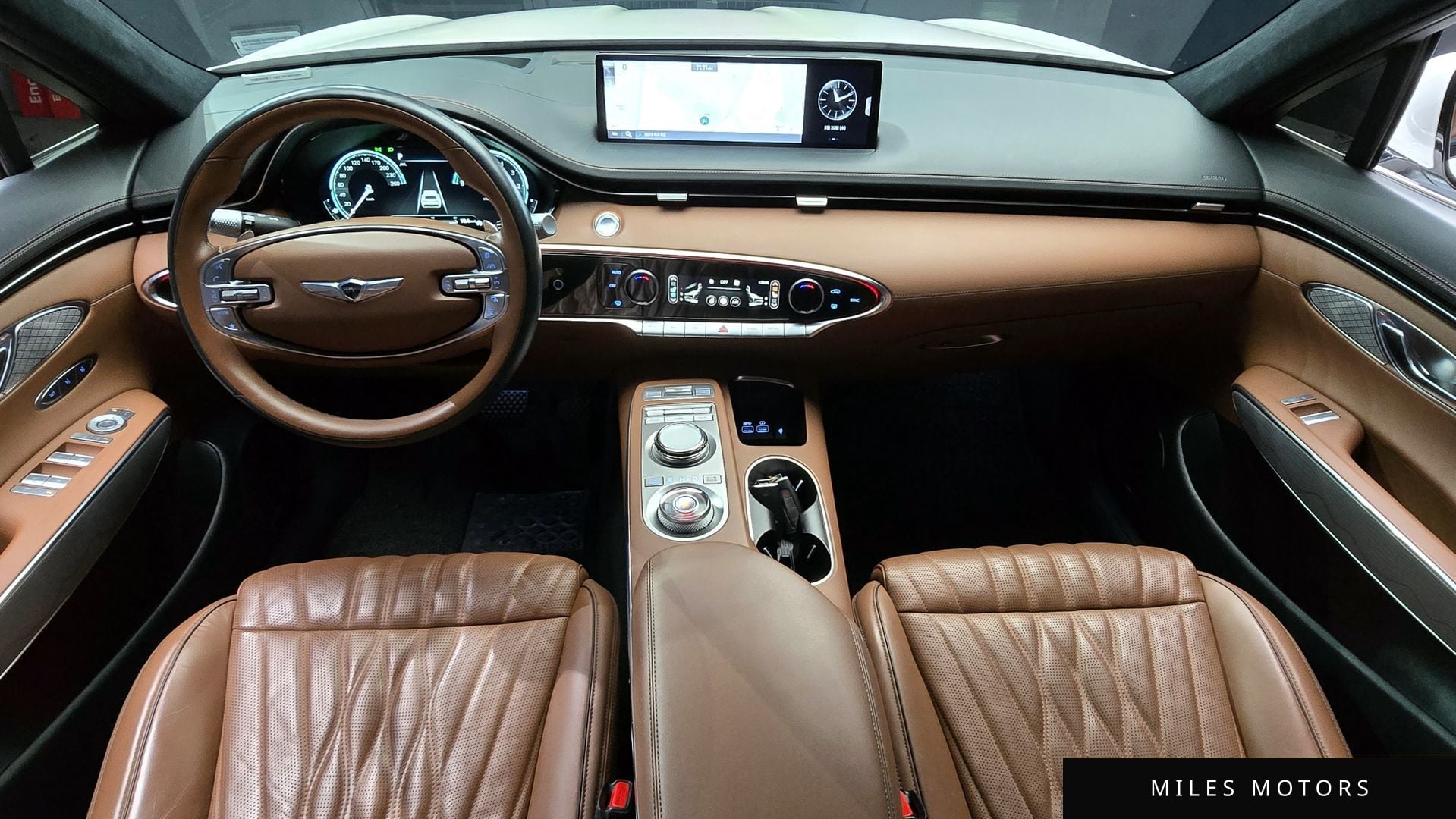 Genesis GV70 2021 — миниатюра 10
