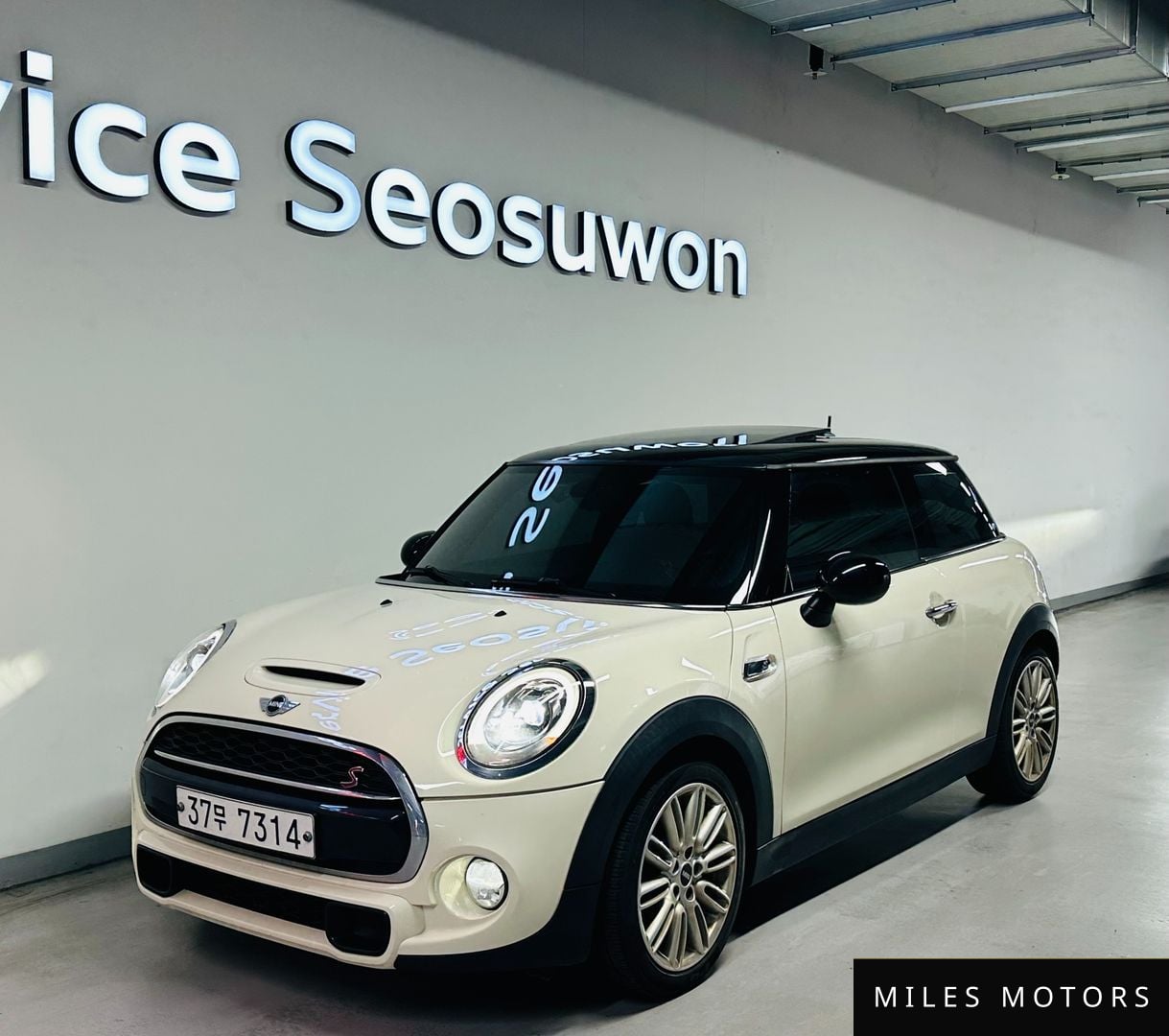 MINI Cooper S 2018 — фото 1 из 12
