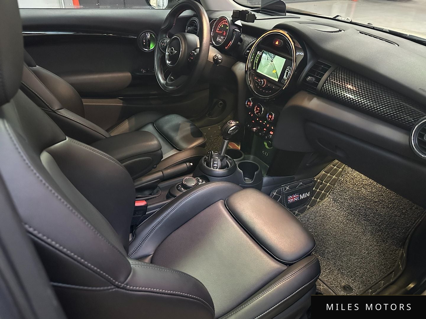 MINI Cooper S 2018 — миниатюра 7