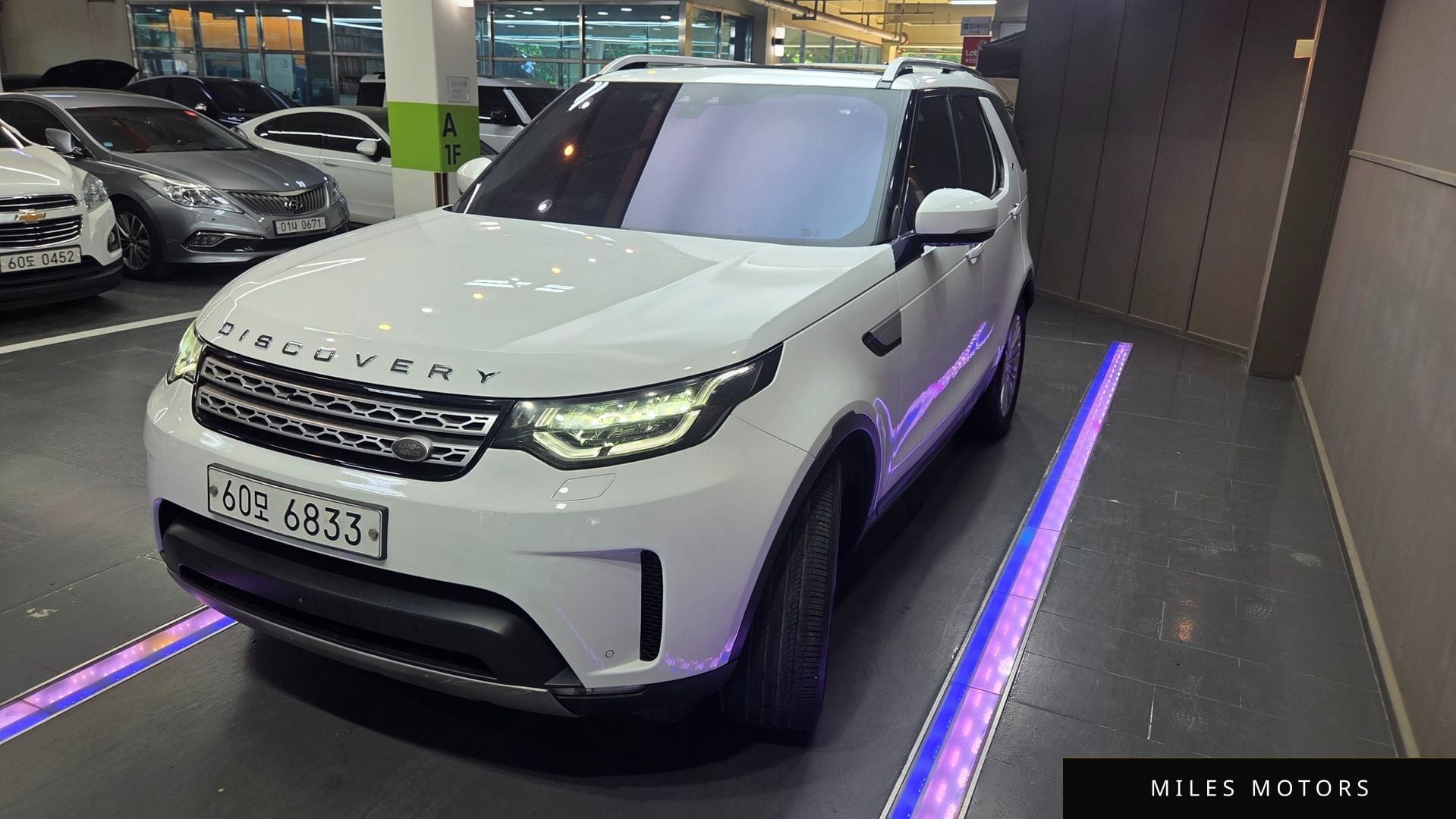 Land Rover Discovery 2017 — миниатюра 4