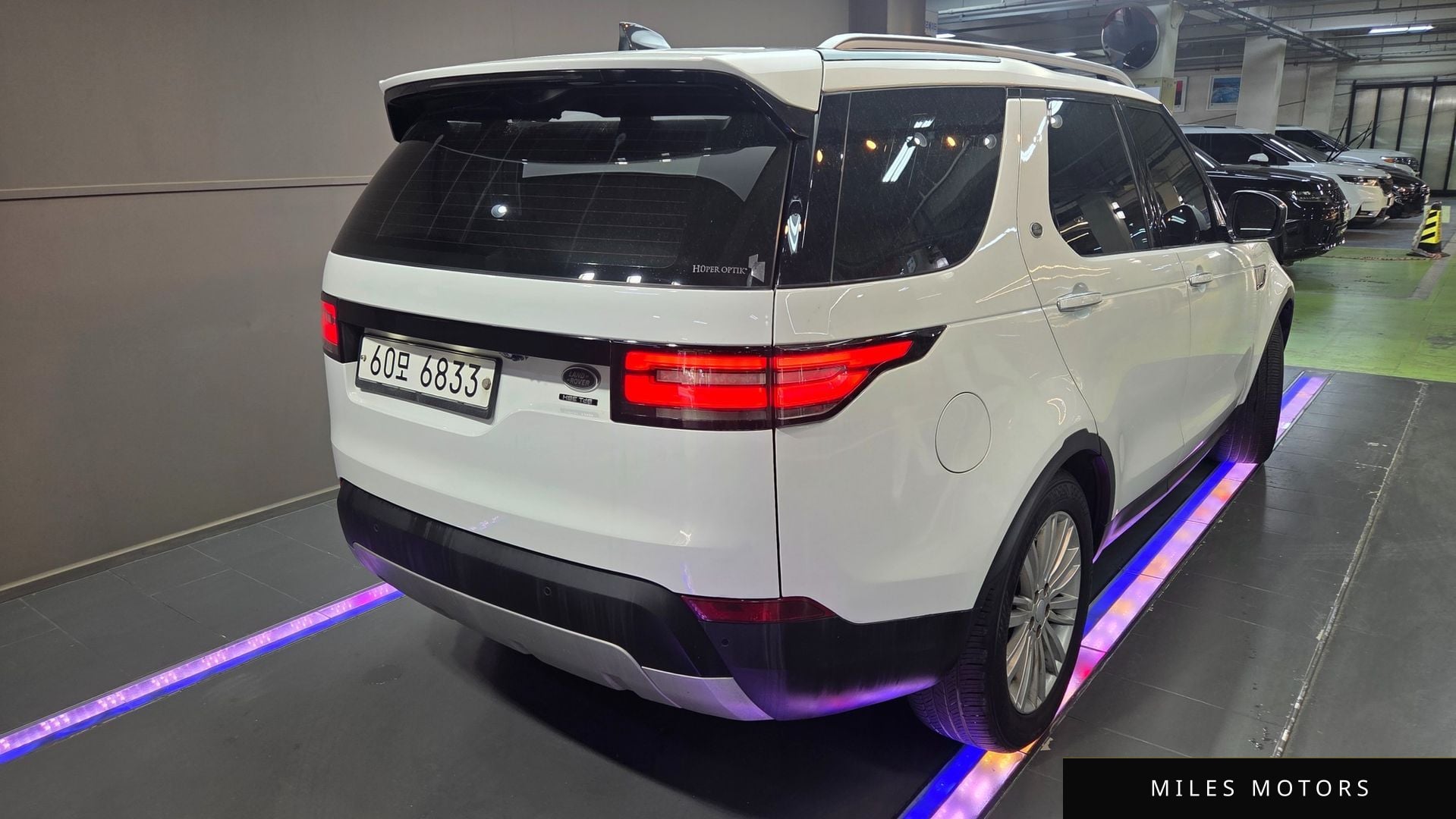 Land Rover Discovery 2017 — миниатюра 5