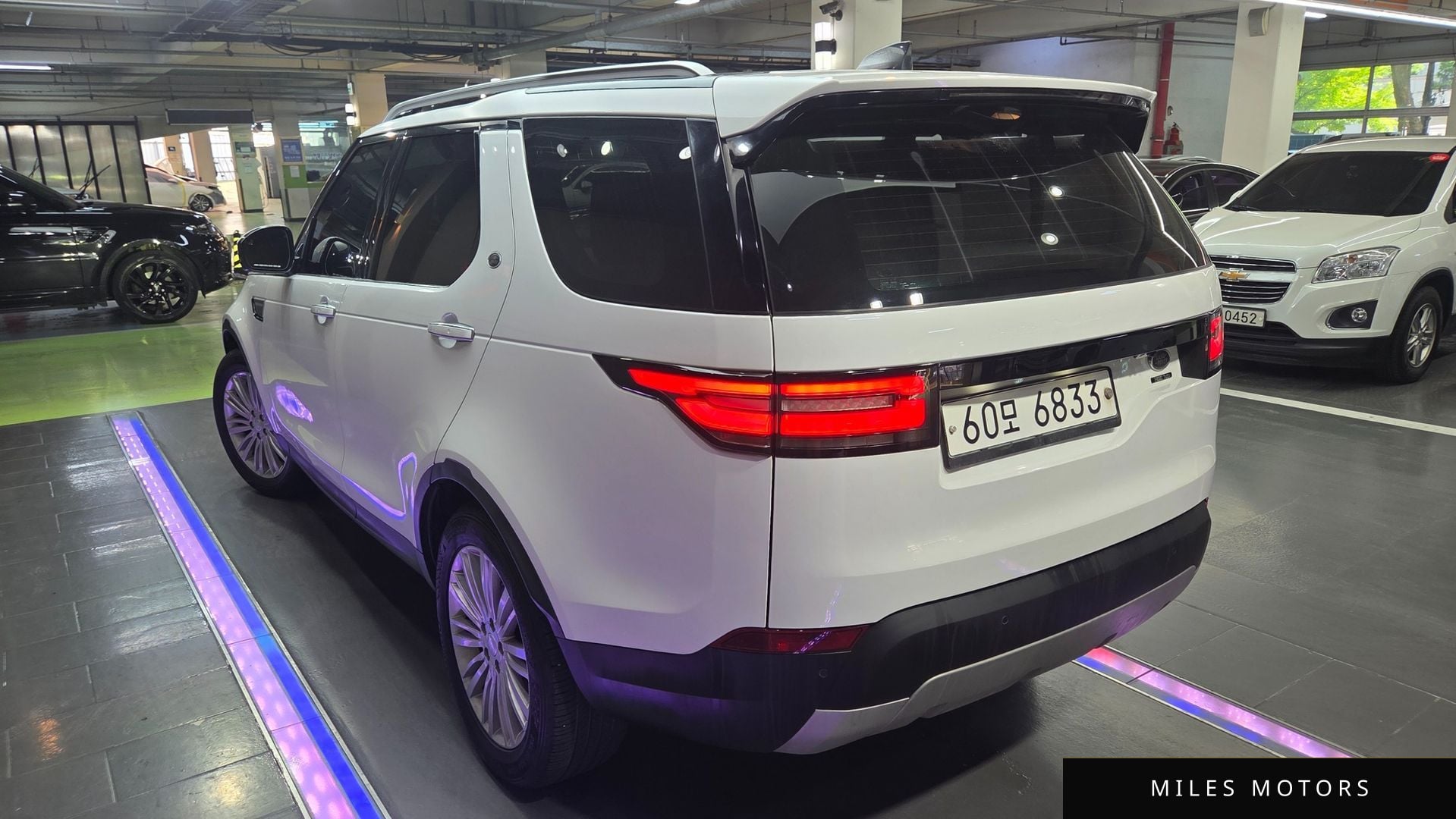 Land Rover Discovery 2017 — миниатюра 7