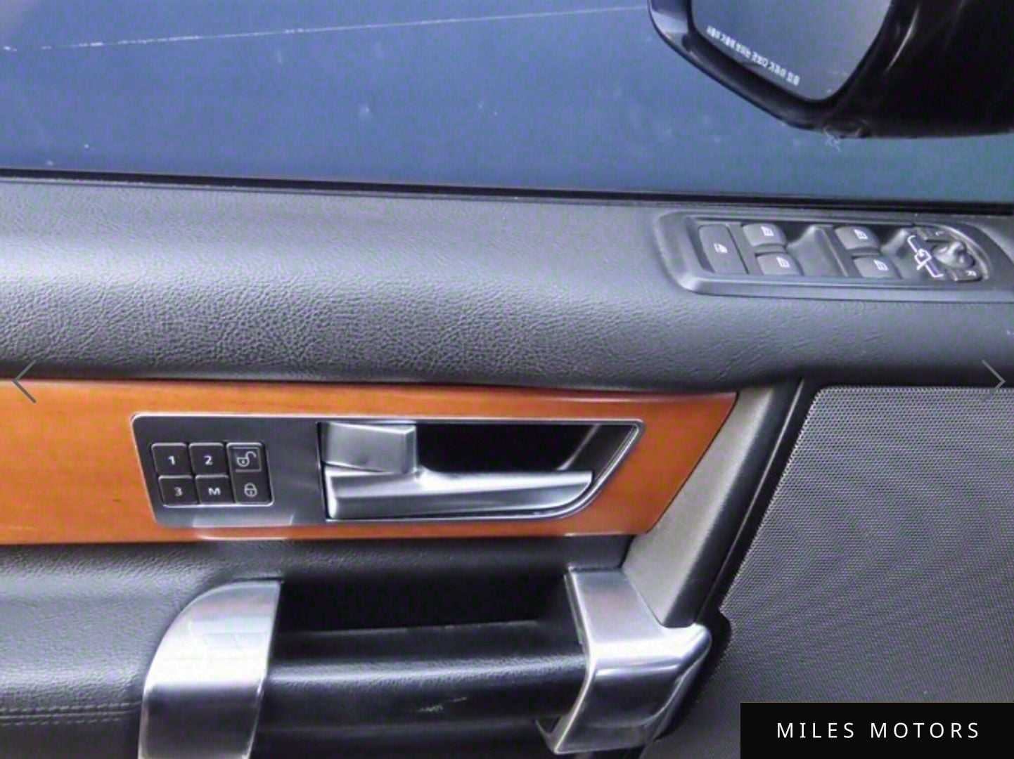 Land Rover Discovery 2015 — миниатюра 9