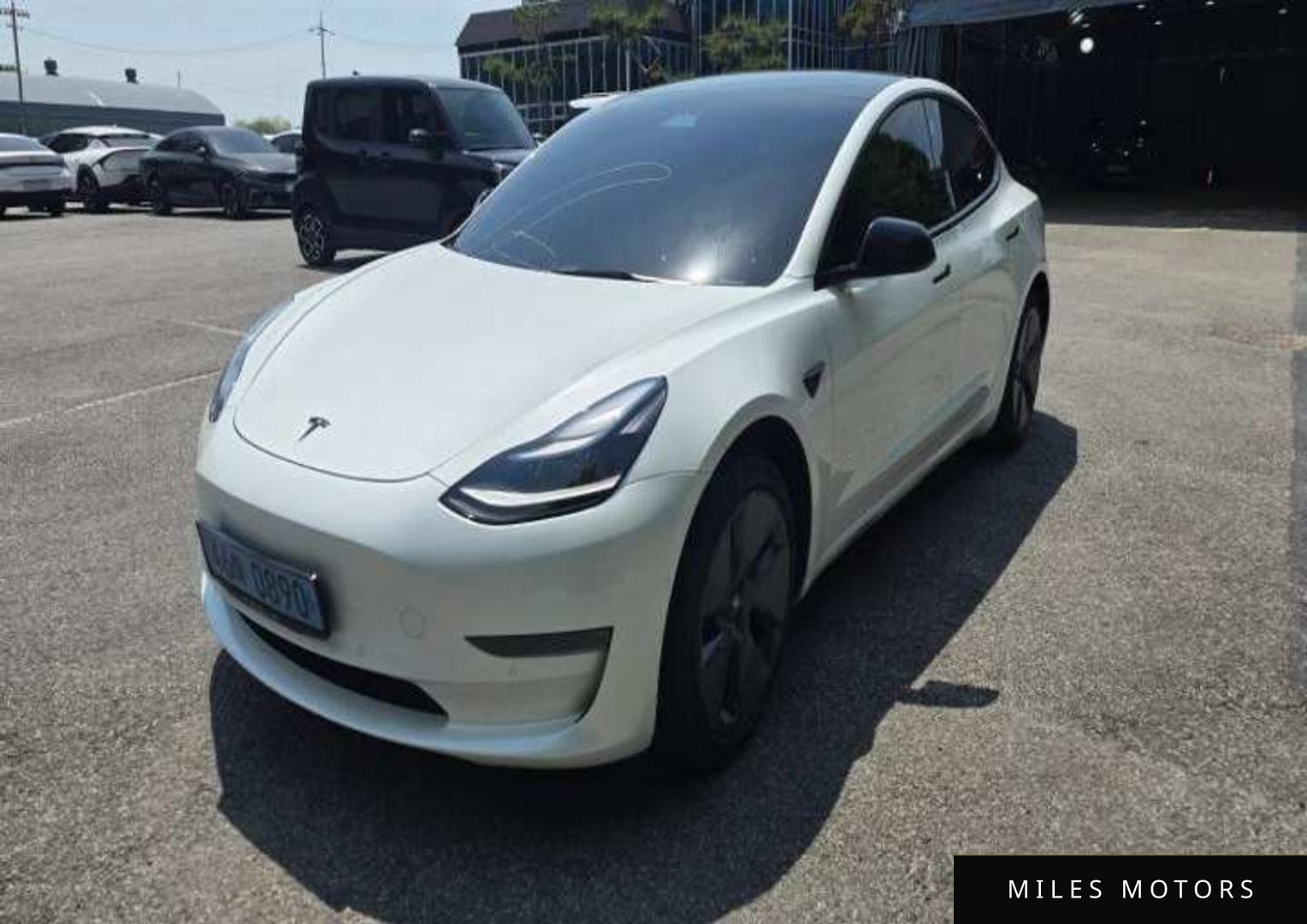 Tesla Model 3 2022 — миниатюра 2