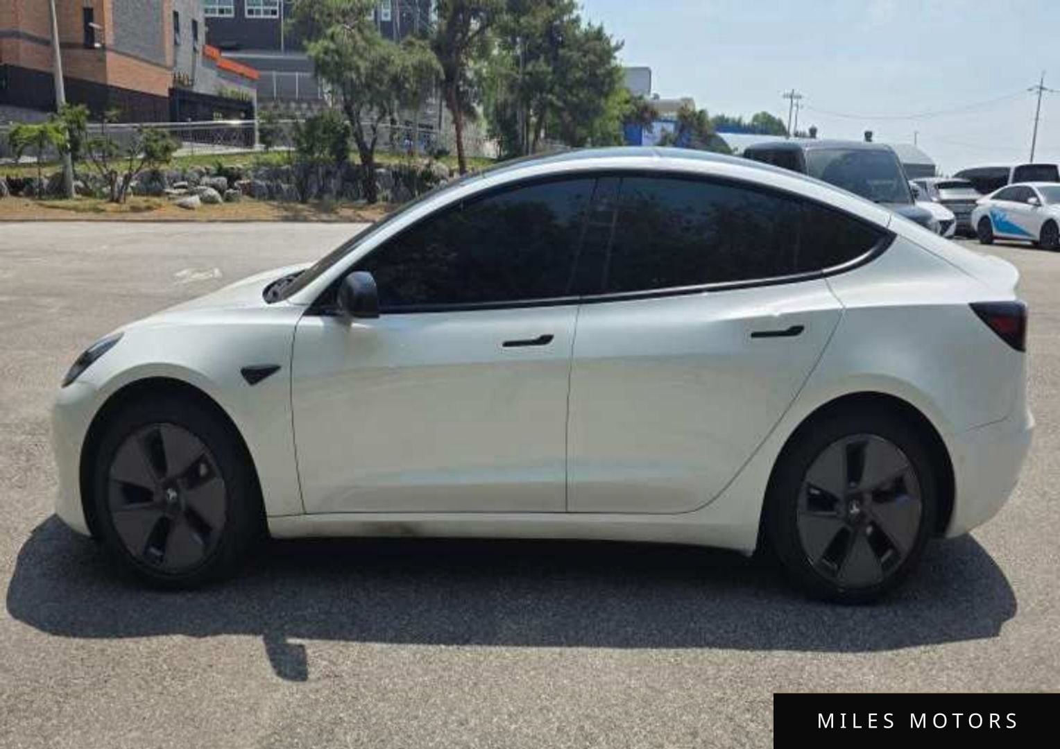 Tesla Model 3 2022 — миниатюра 5