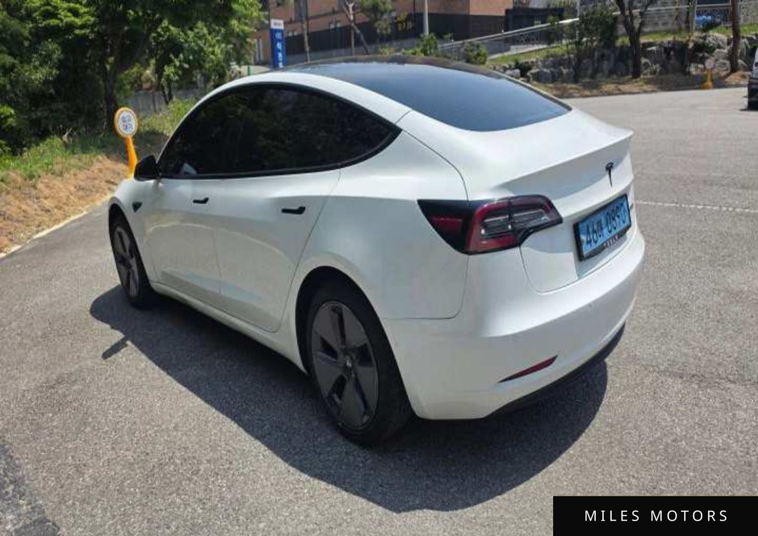 Tesla Model 3 2022 — миниатюра 9