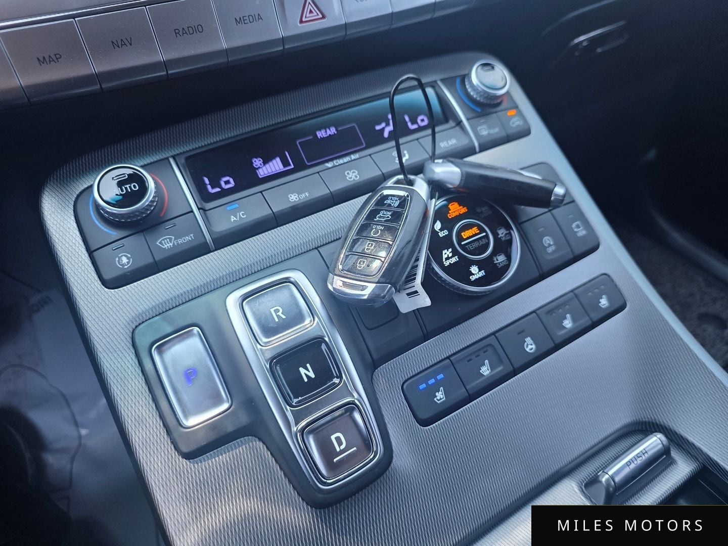 Hyundai Palisade 2022 — миниатюра 9